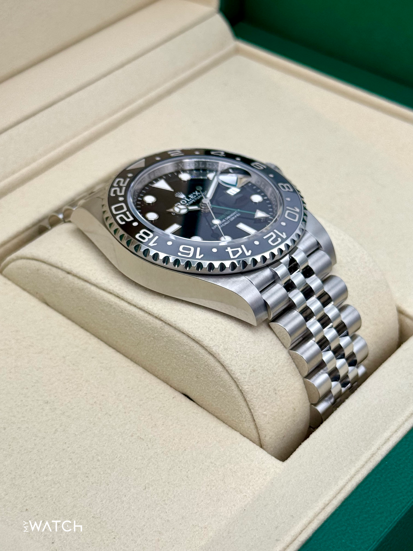 NEW 2025 Rolex GMT-Master II "Bruce Wayne" 40mm 126710GRNR Jubilee
