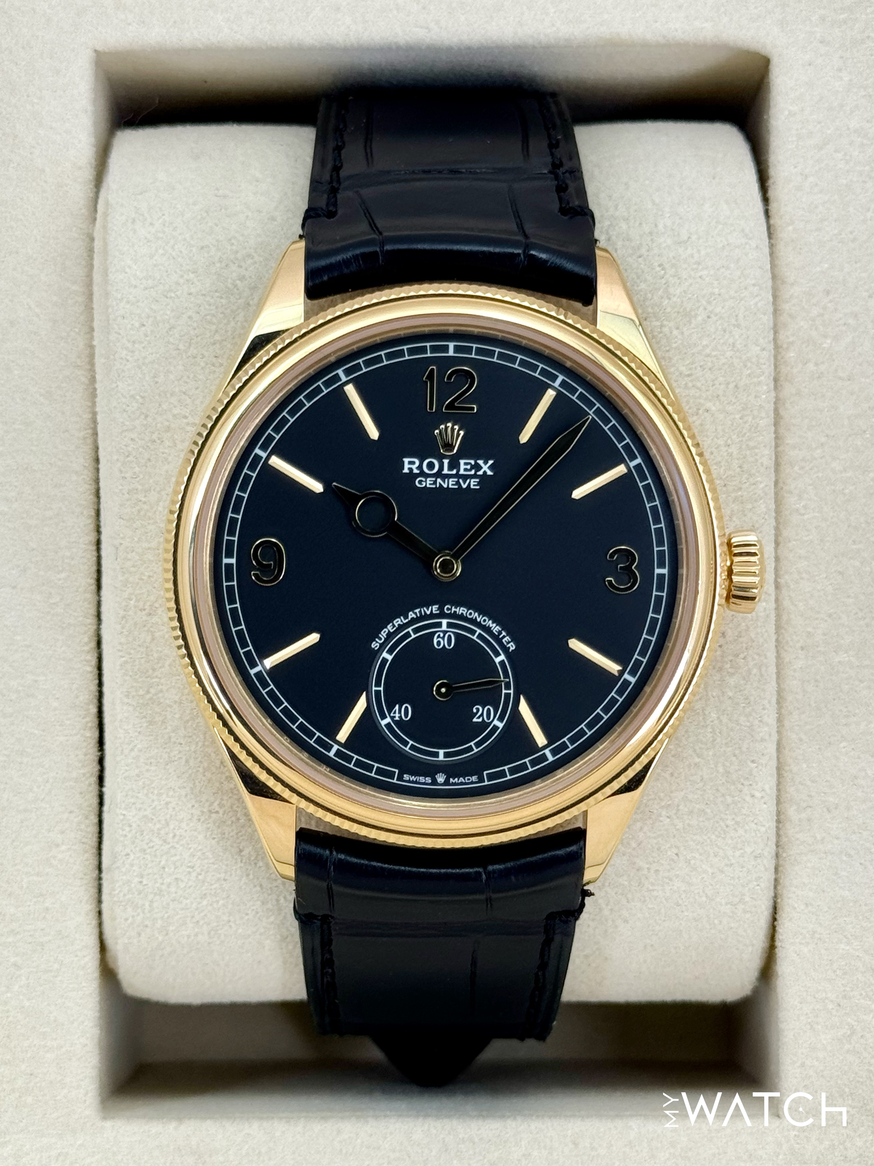 ROLEX 新型ボックス2個　中古　HK NEW 2025 Rolex 1908 39mm 52506 Platinum Ice Blue Dial