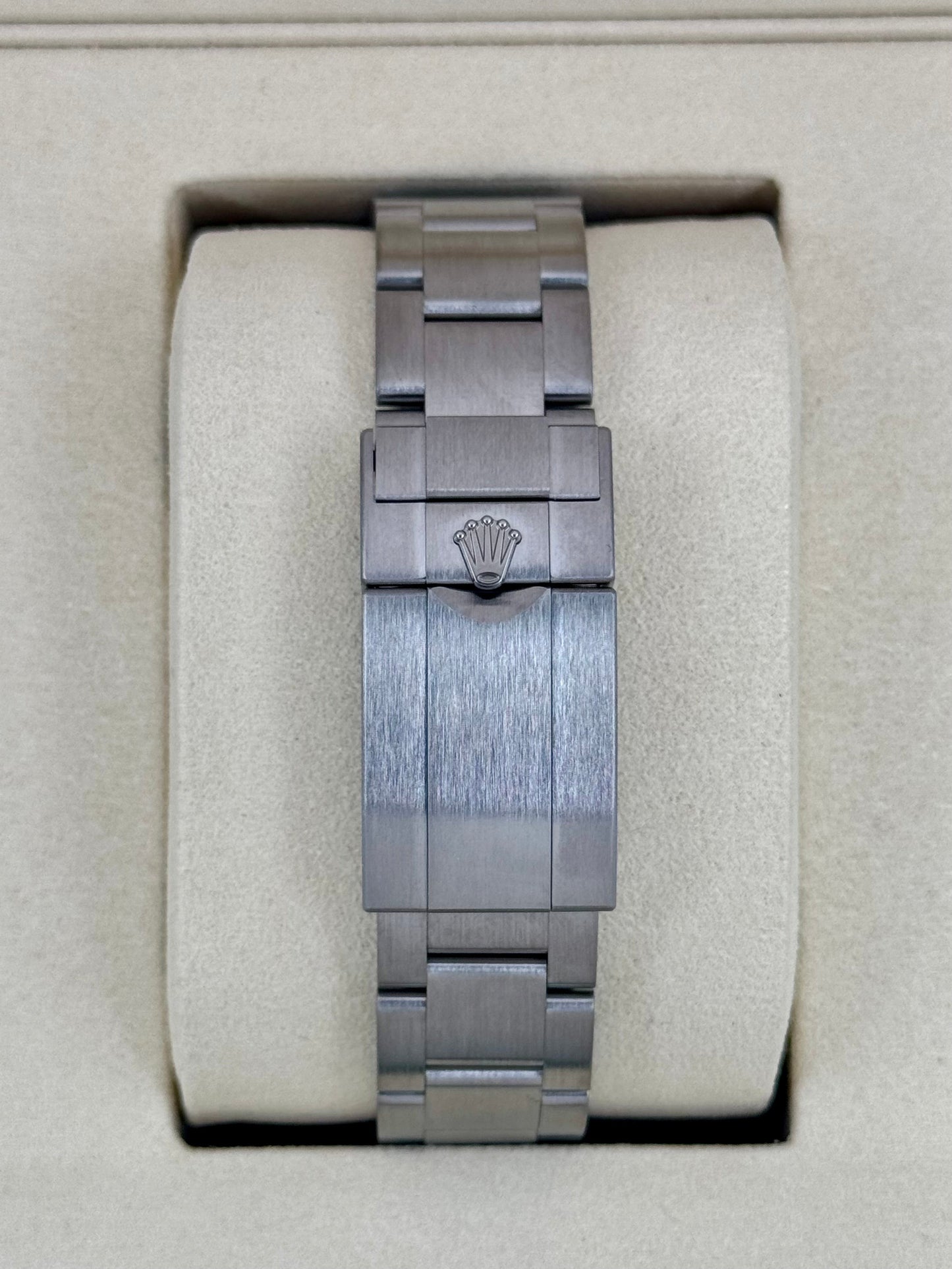 NEW 2025 Rolex Yacht-Master 42mm 226627 Titanium