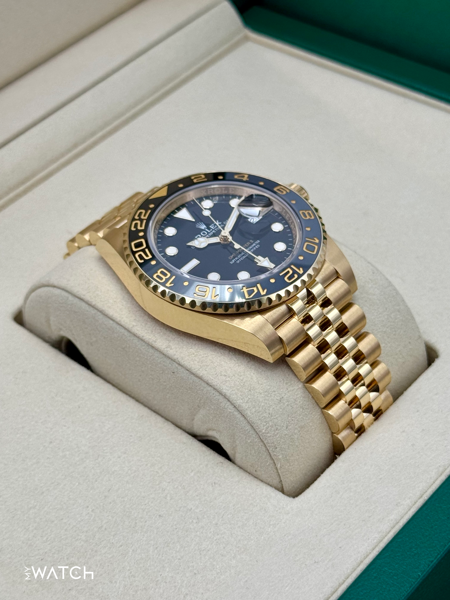 NEW 2025 Rolex GMT-Master II 40mm 126718GRNR Jubilee Black Dial