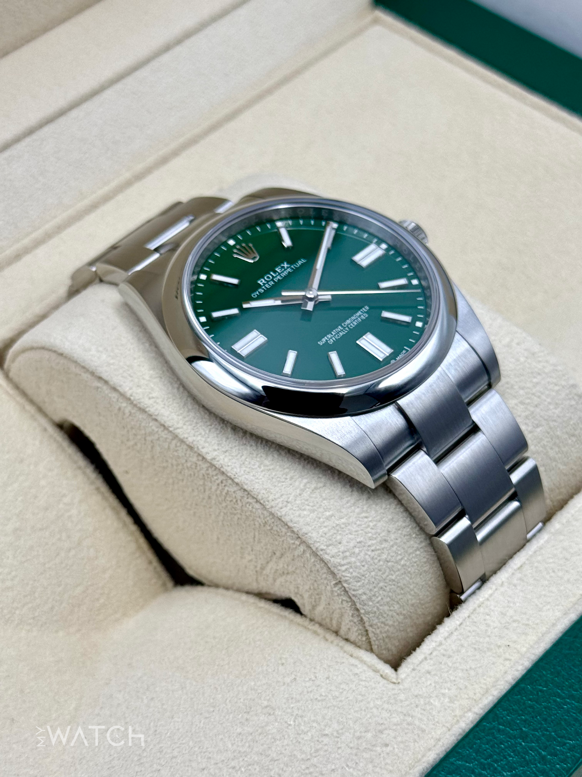 NEW 2025 Rolex Oyster Perpetual 41mm 124300 Green Dial - MyWatchLLC