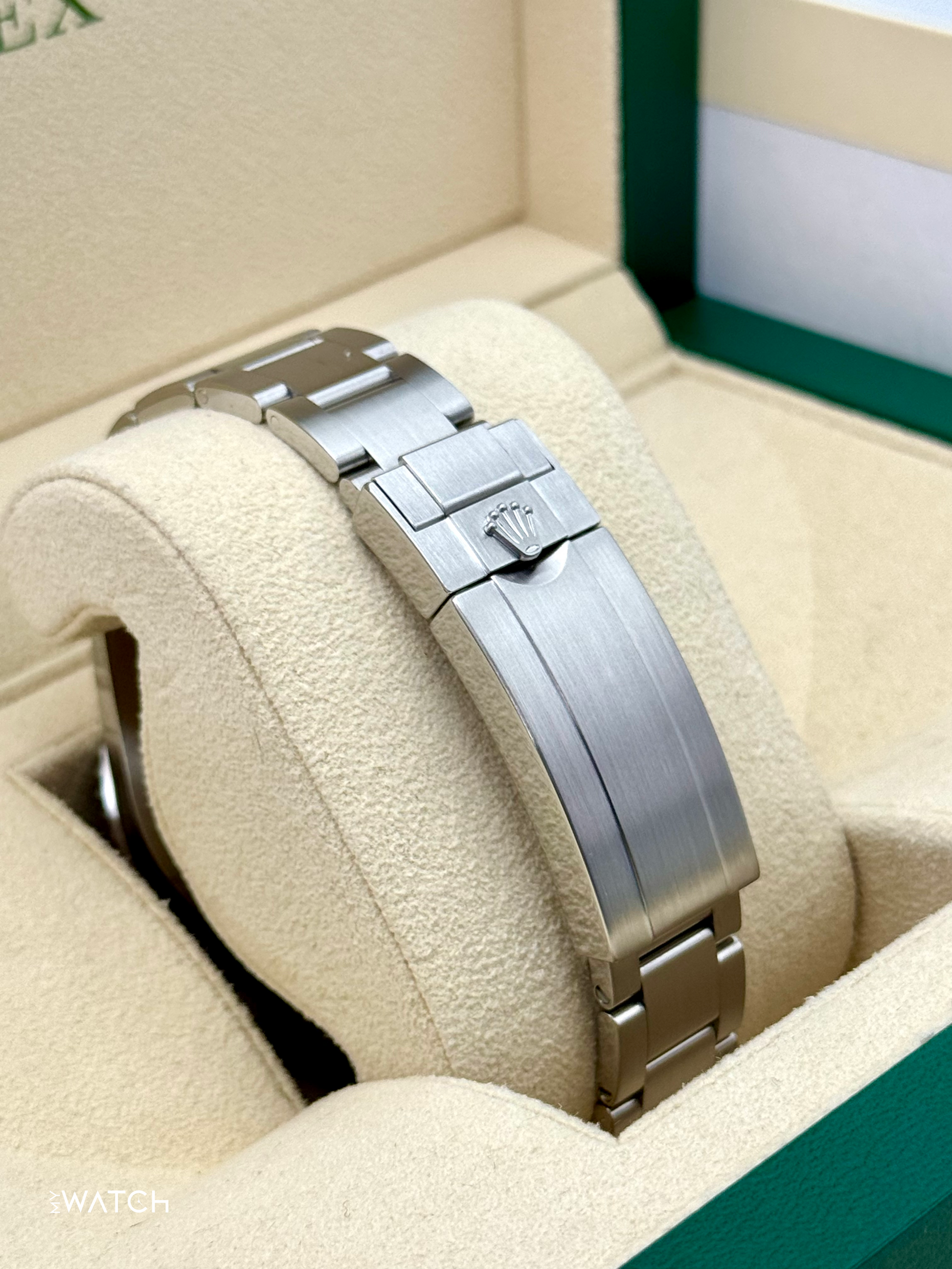 2015 Rolex Submariner “Hulk” 40mm 116610LV Green Dial - MyWatchLLC