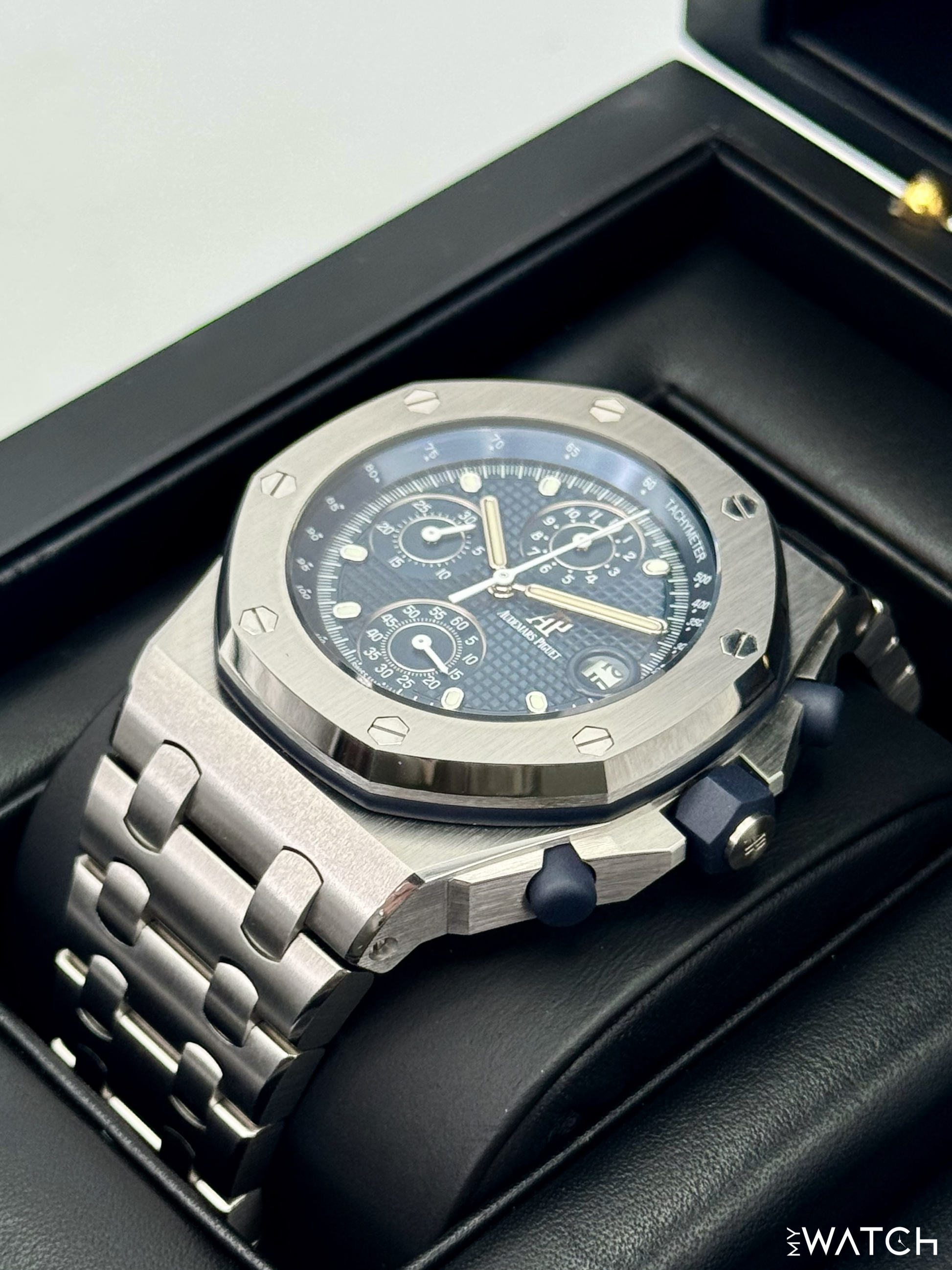 2021 Audemars Piguet Royal Oak Offshore Chrono "The Beast" 42mm 26238ST Blue Dial - MyWatchLLC