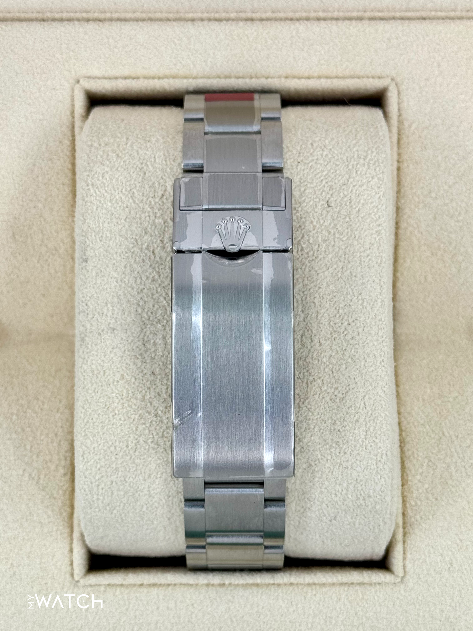 NEW OLD STOCK 2020 Rolex Submariner “Hulk” 40mm 116610LV Green Dial (STICKERED) - MyWatchLLC