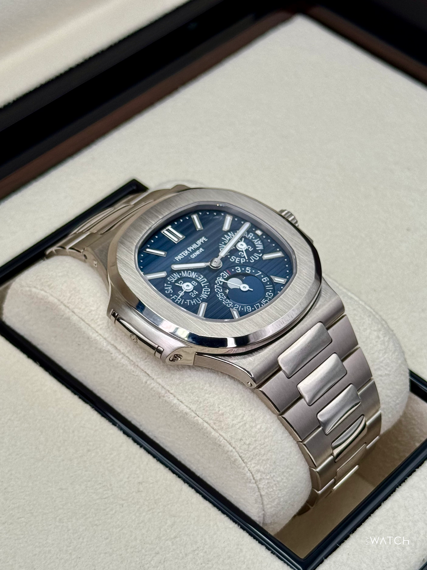 2024 Patek Philippe Nautilus Perpetual Calendar 40mm 5740/1G-001 Blue Dial