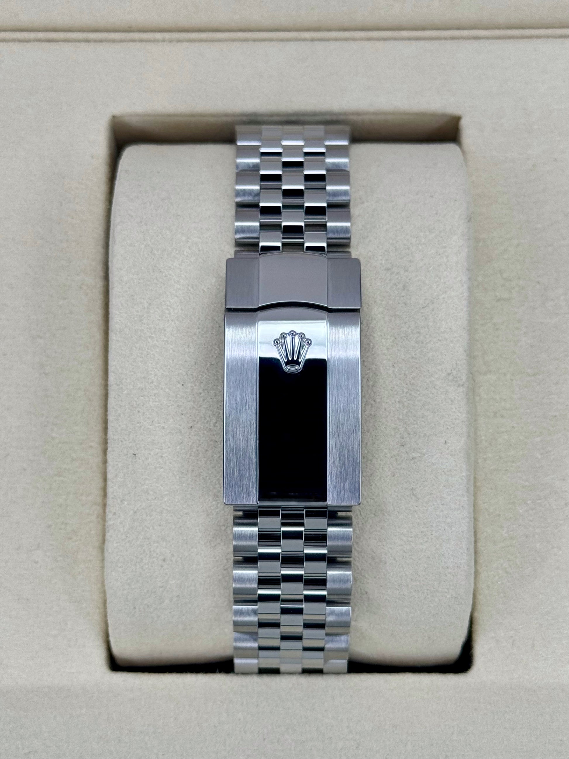 NEW 2025 Rolex Datejust 36mm 126234 Stainless Steel Jubilee Blue Dial - MyWatchLLC