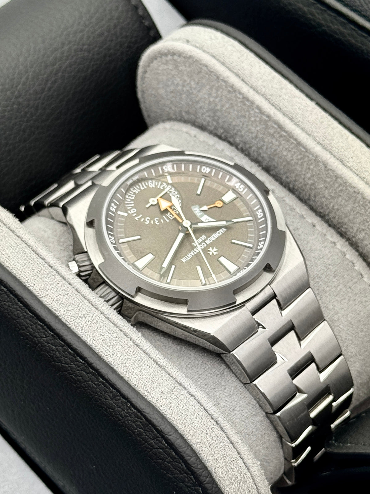 NEW 2026 Vacheron Constantin Overseas Dual Time 41mm 7930V Titanium Brown Dial - MyWatchLLC
