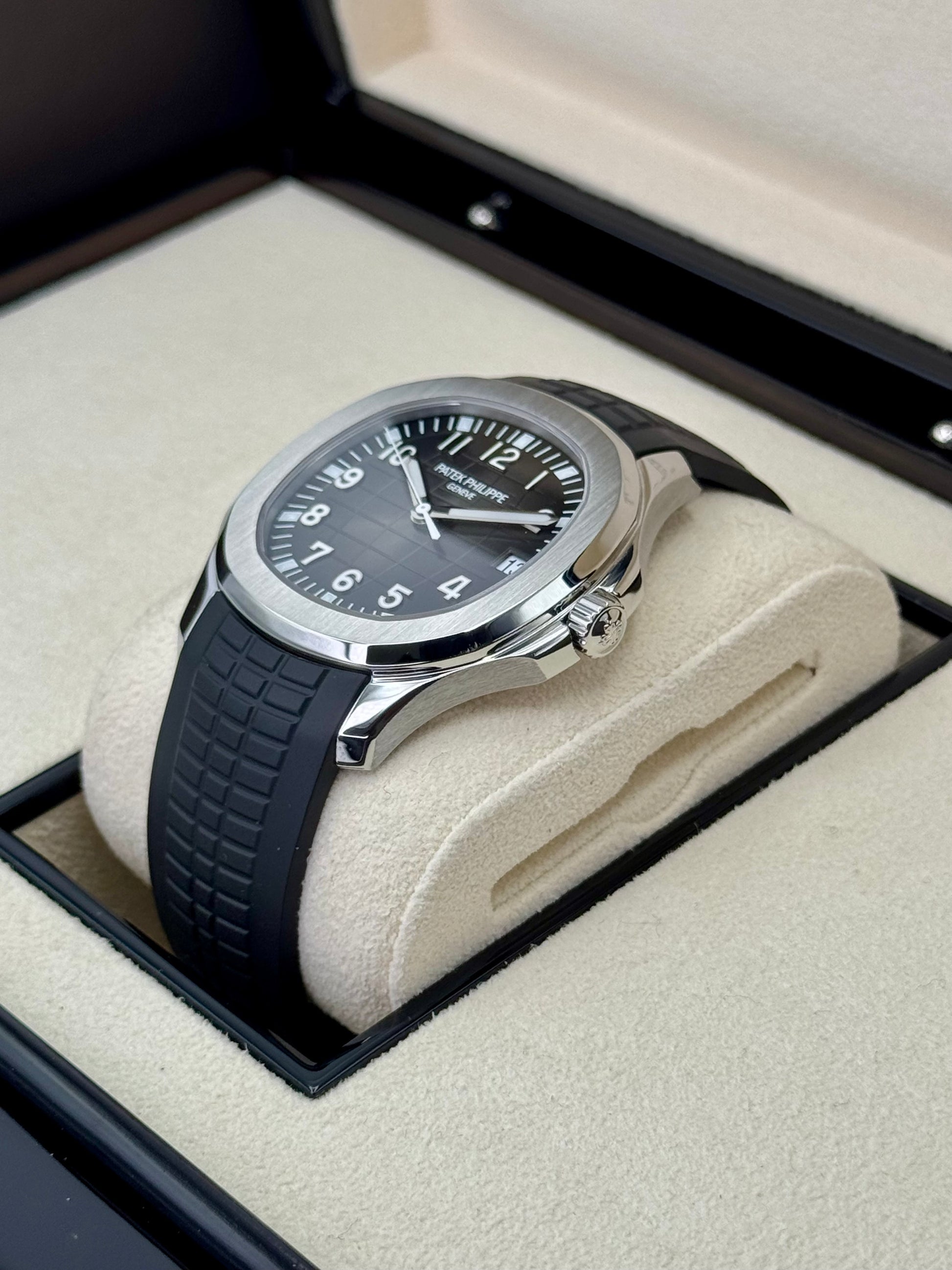 2022 Patek Philippe Aquanaut 5167/1A-001 40mm Stainless Steel Gray Dial - MyWatchLLC