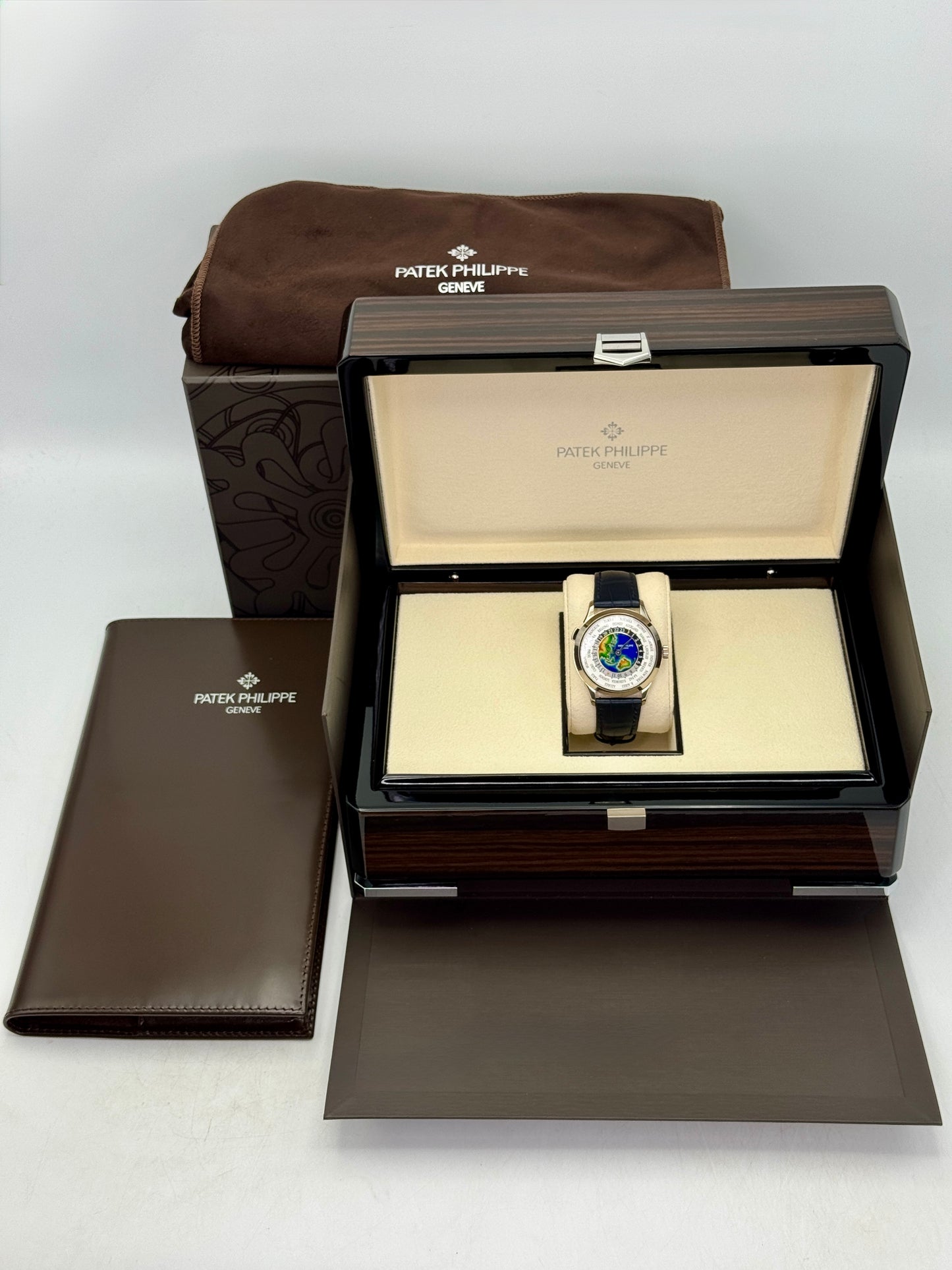 2024 Patek Philippe World Time Complications 38.5mm 5231G White Gold White Dial