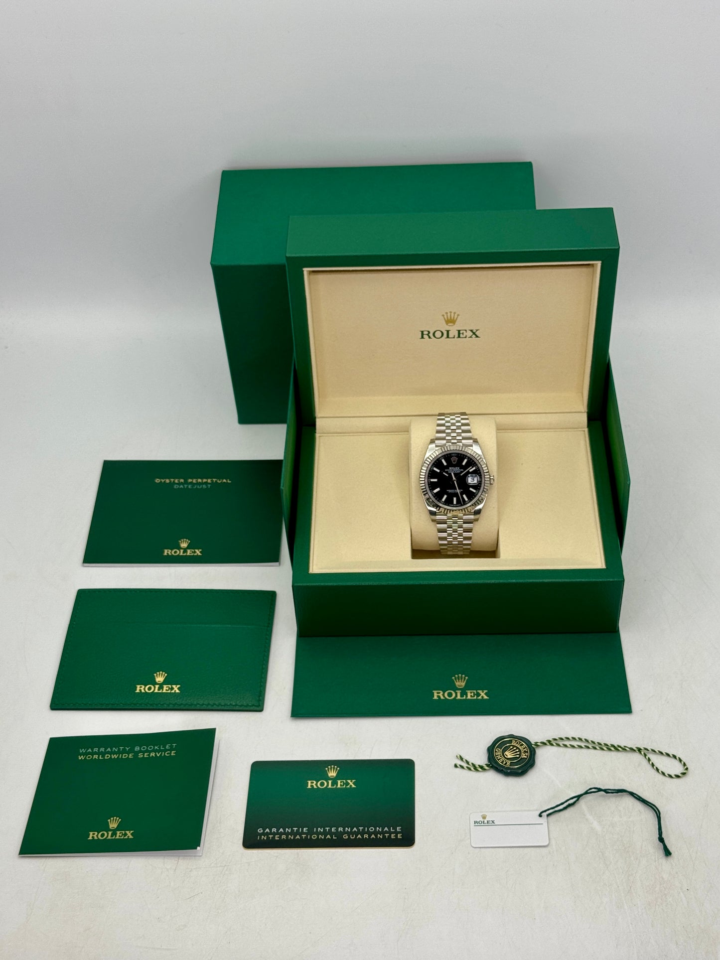 NEW 2026 Rolex Datejust 41mm 126334 Stainless Steel Jubilee Black Dial