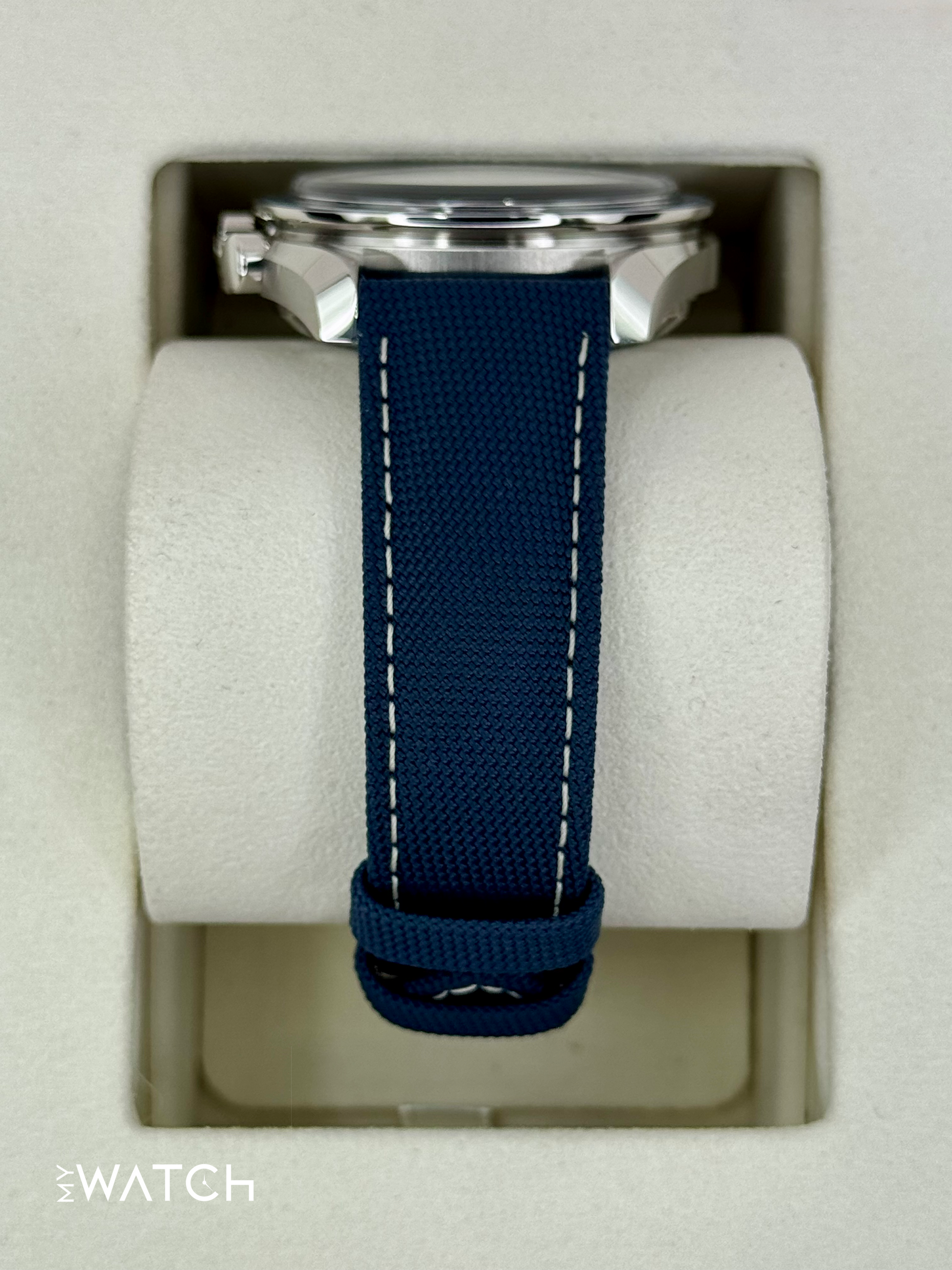 NEW 2025 Omega Speedmaster Silver Snoopy Award 310.32.42.50.02.001 - MyWatchLLC