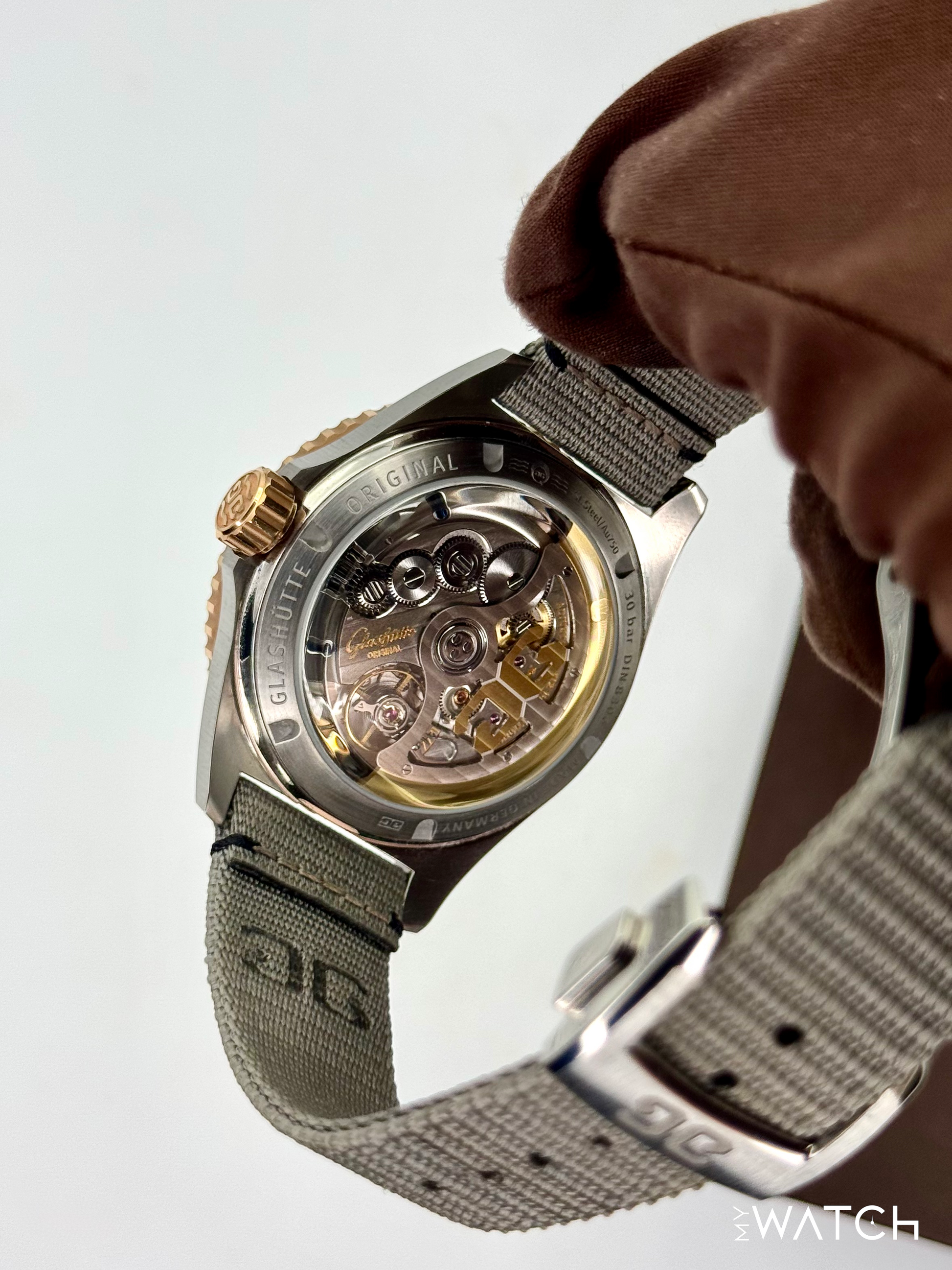 2024 Glashütte Seaq Panorama Date 43.2mm 1-36-13-04-91-34 Red Gold - MyWatchLLC