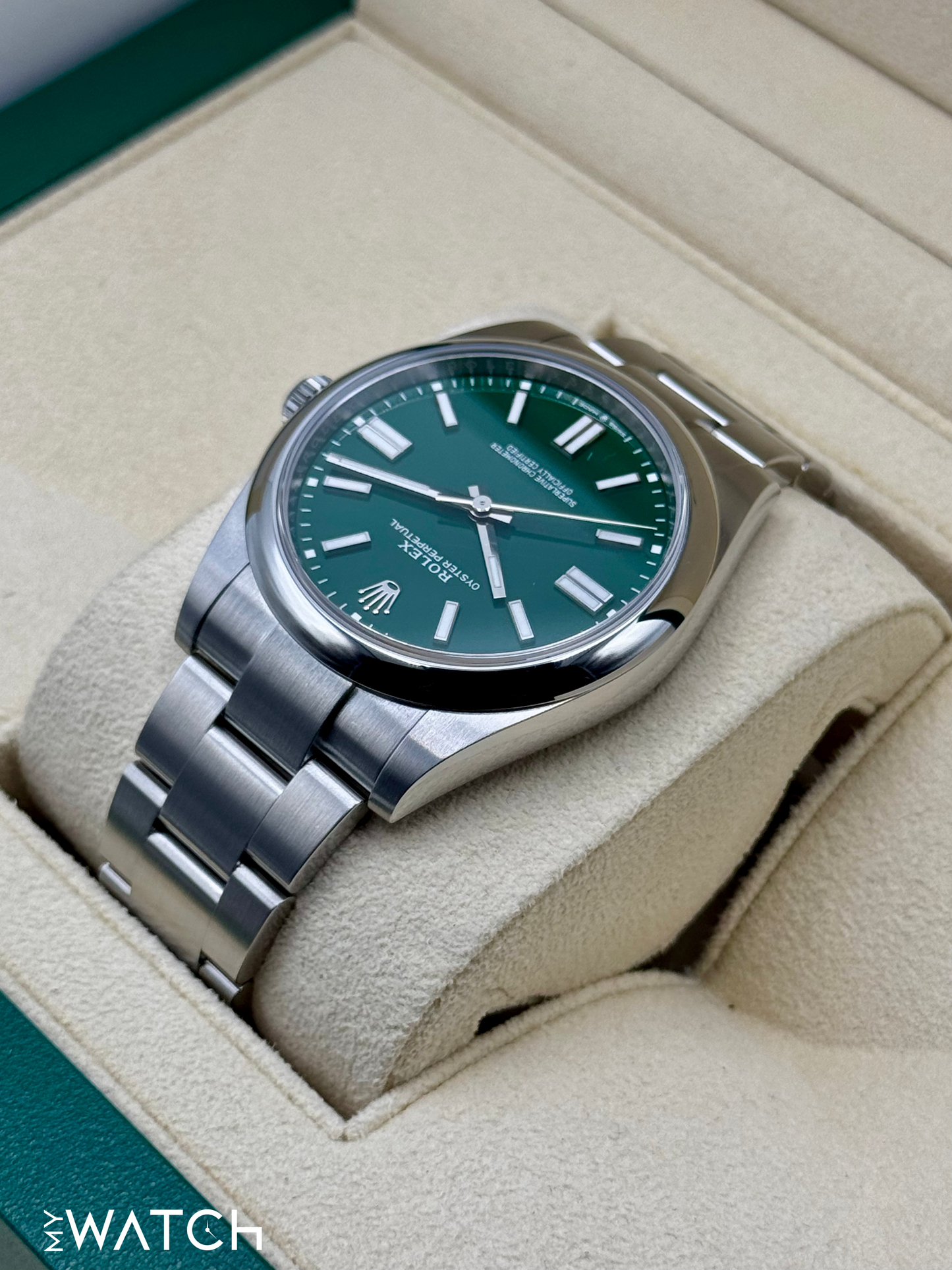 2024 Rolex Oyster Perpetual 41mm 124300 Green Dial