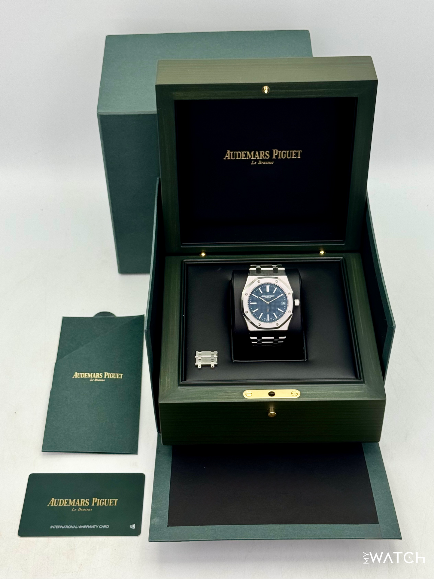 NEW 2024 Audemars Piguet Royal Oak "Jumbo" 39mm 16202ST Stainless Steel Blue Dial