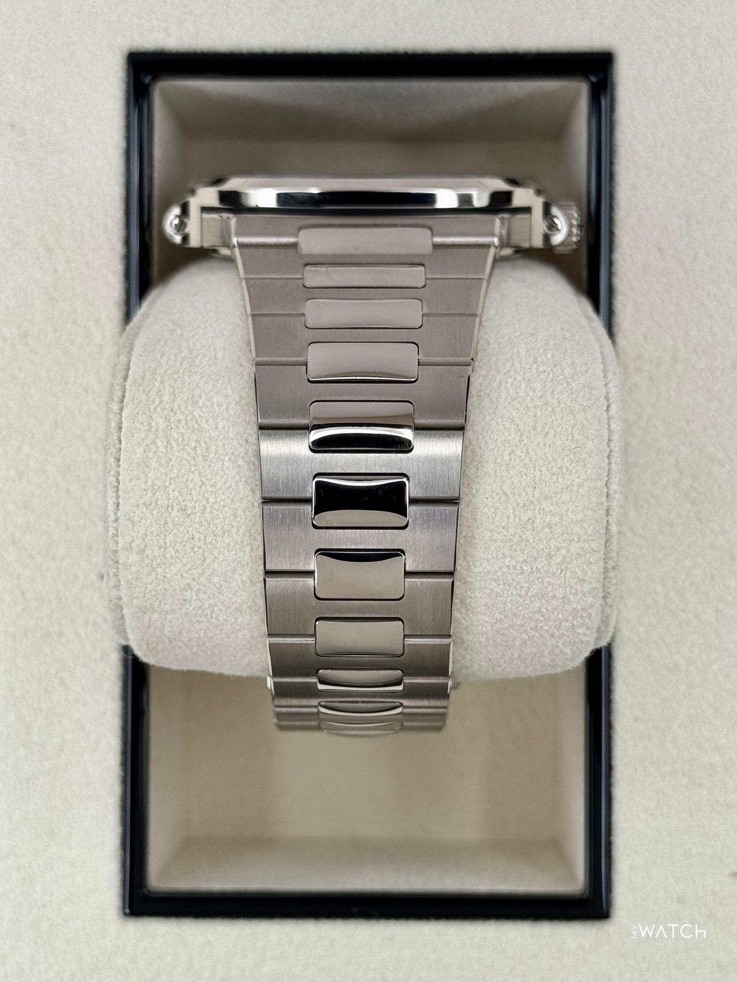 2024 Patek Philippe Nautilus Perpetual Calendar 40mm 5740/1G-001 Blue Dial