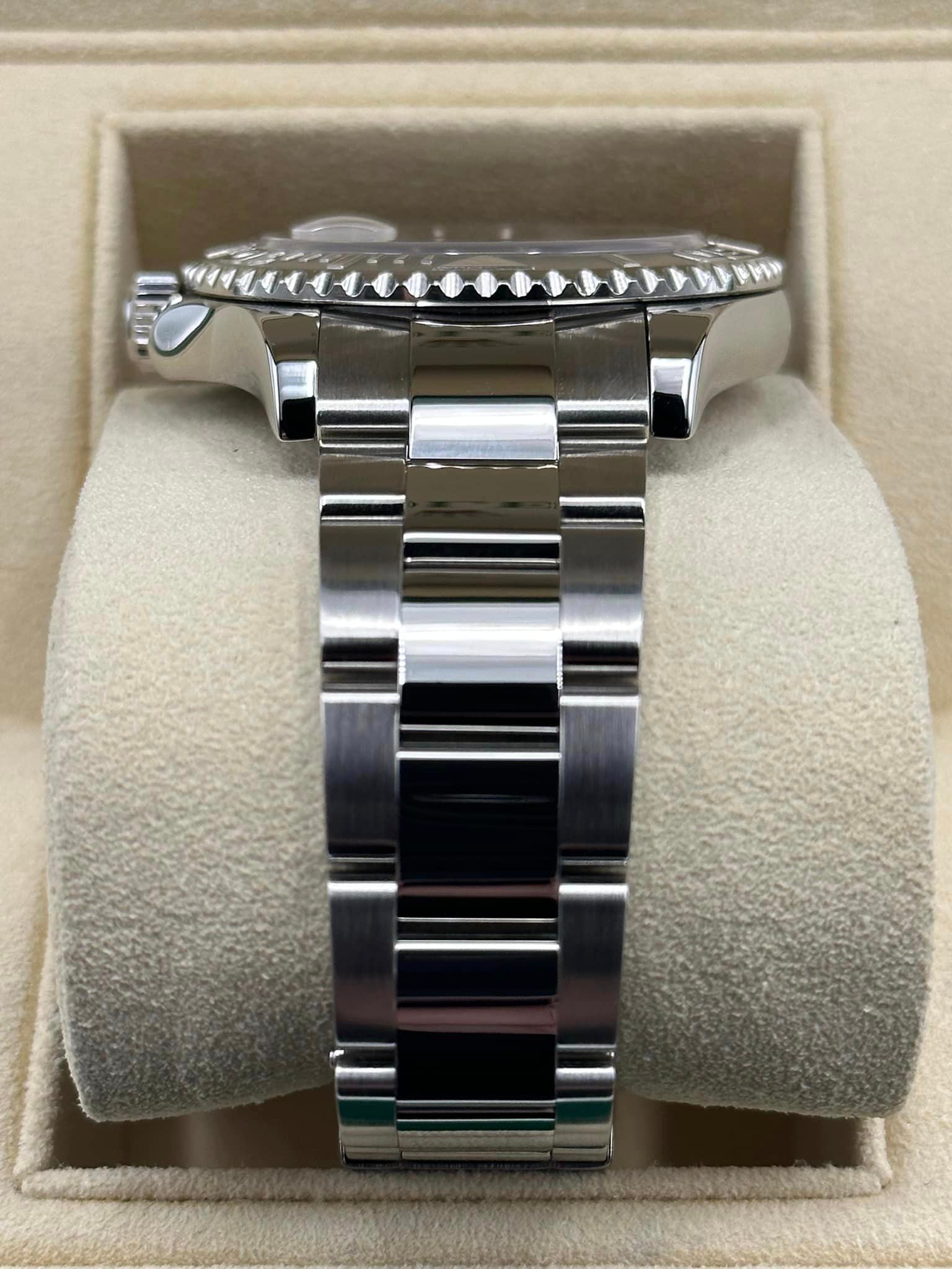 Rolex Yacht-Master 40mm 16622 Platinum Bezel Silver Dial - MyWatchLLC