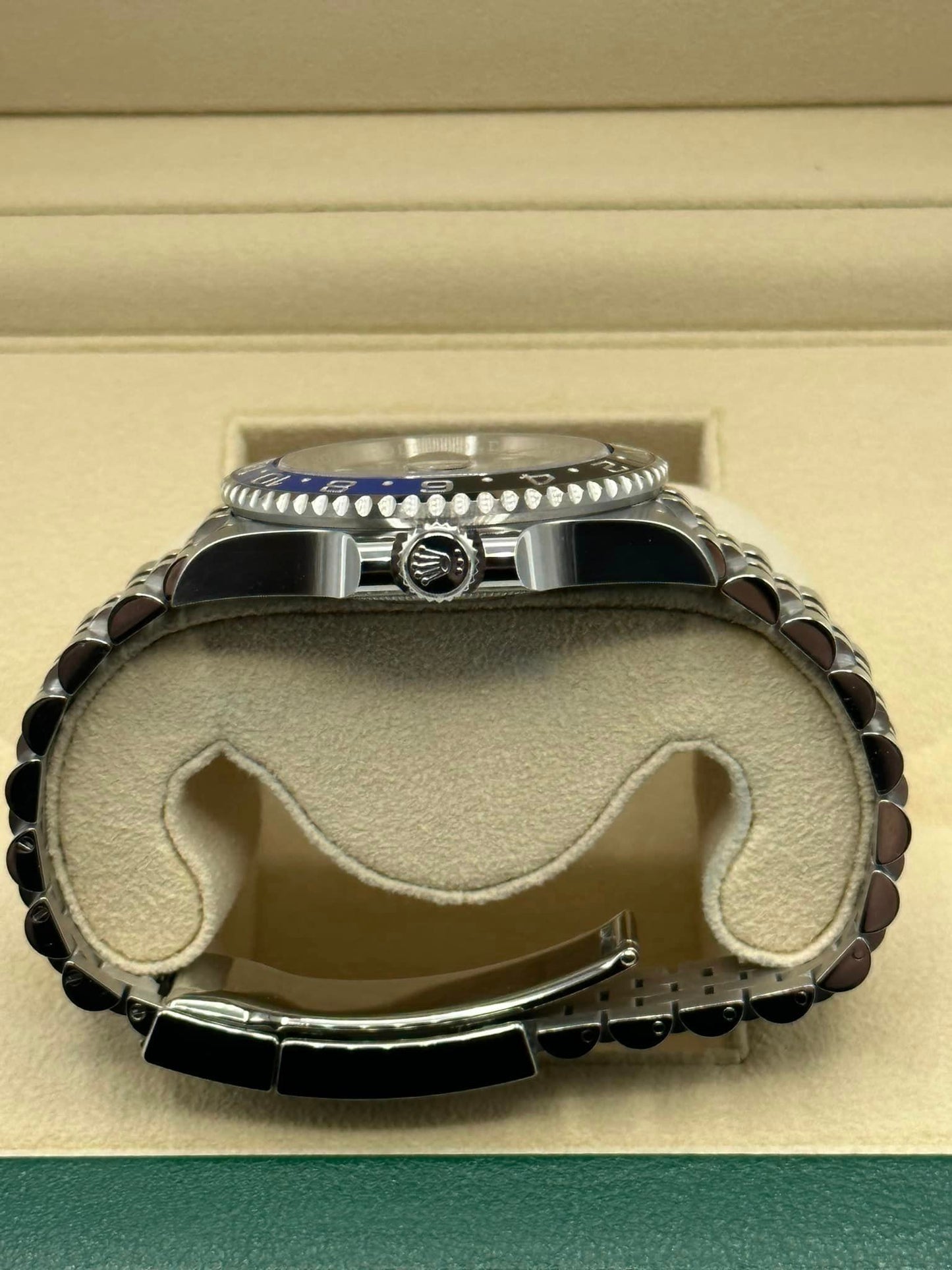 NEW 2023 Rolex GMT-Master II "Batgirl" 40mm 126710BLNR Jubilee Black Dial - MyWatchLLC