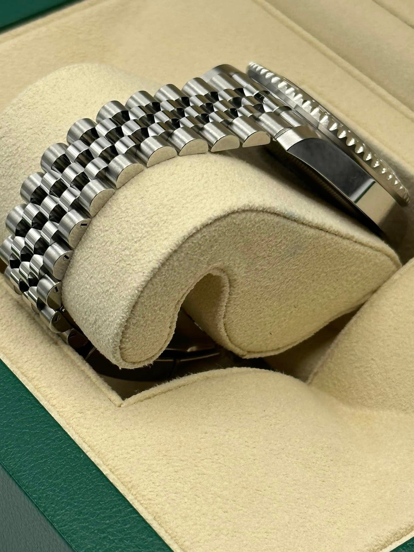 NEW 2023 Rolex GMT-Master II "Batgirl" 40mm 126710BLNR Jubilee Black Dial - MyWatchLLC