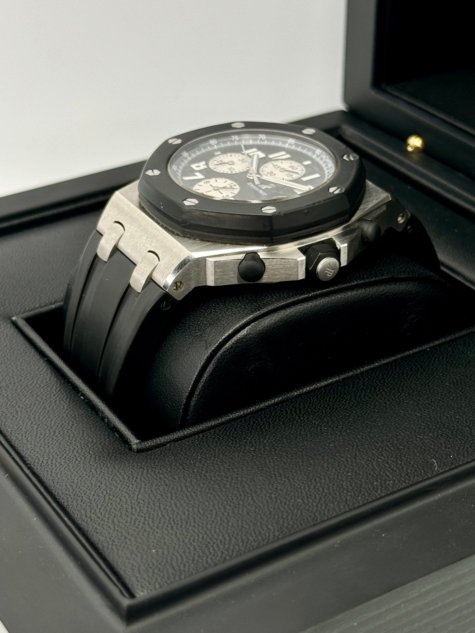 Audemars Piguet Royal Oak 42mm 25940SK Offshore - MyWatchLLC