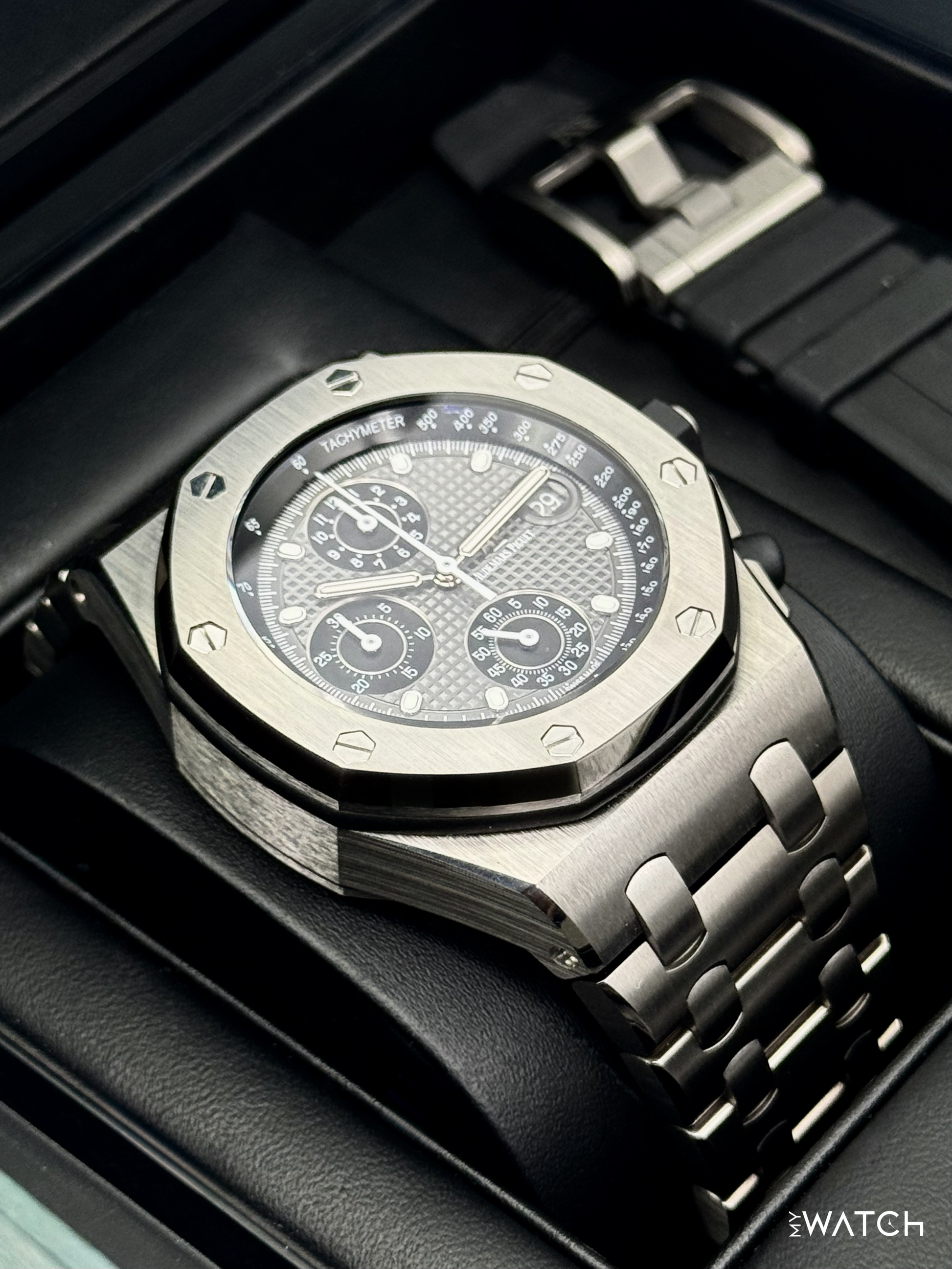 2024 Audemars Piguet Royal Oak Offshore Chrono 42mm 26238TI Grey Dial - MyWatchLLC