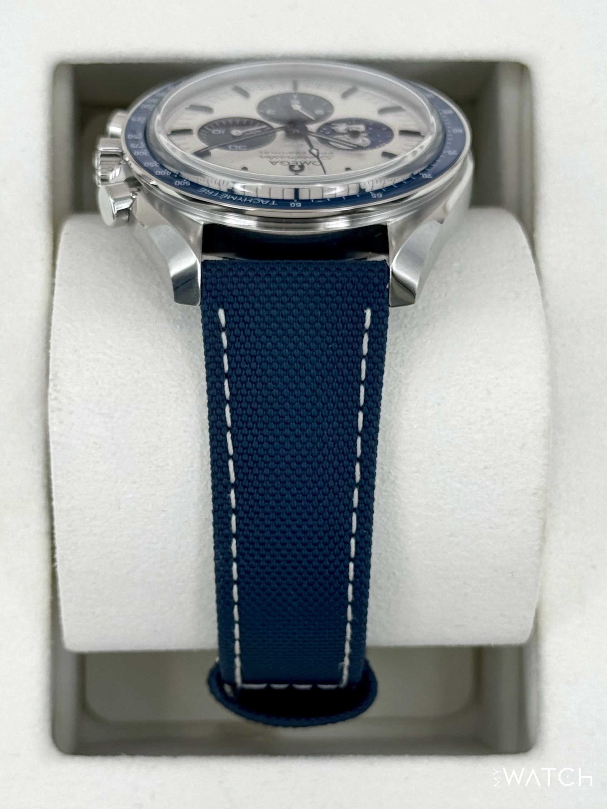 NEW 2026 Omega Speedmaster Silver Snoopy Award 310.32.42.50.02.001 - MyWatchLLC