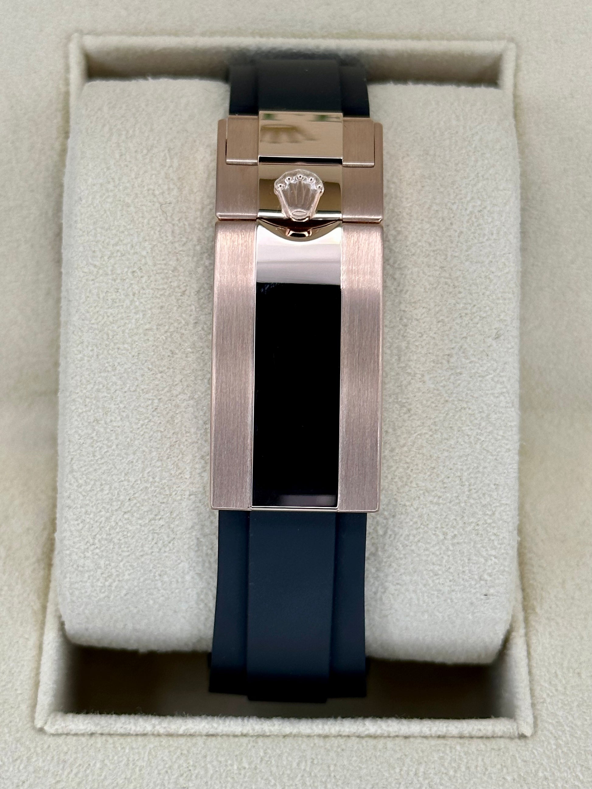 NEW 2023 Rolex Yacht-Master 40mm 126655 Rose Gold Oysterflex Black Dial - MyWatchLLC