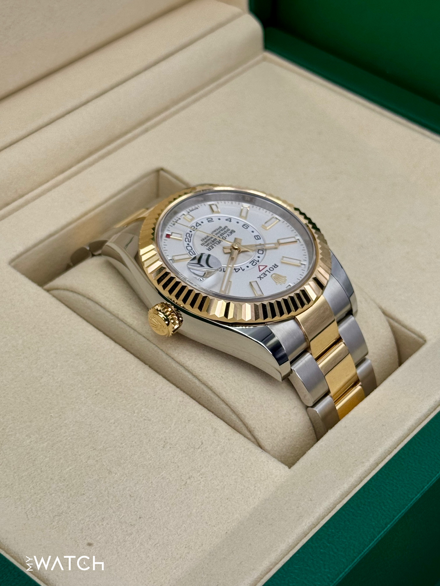 NEW 2025 Rolex Sky-Dweller 42mm 336933 Oyster White Dial