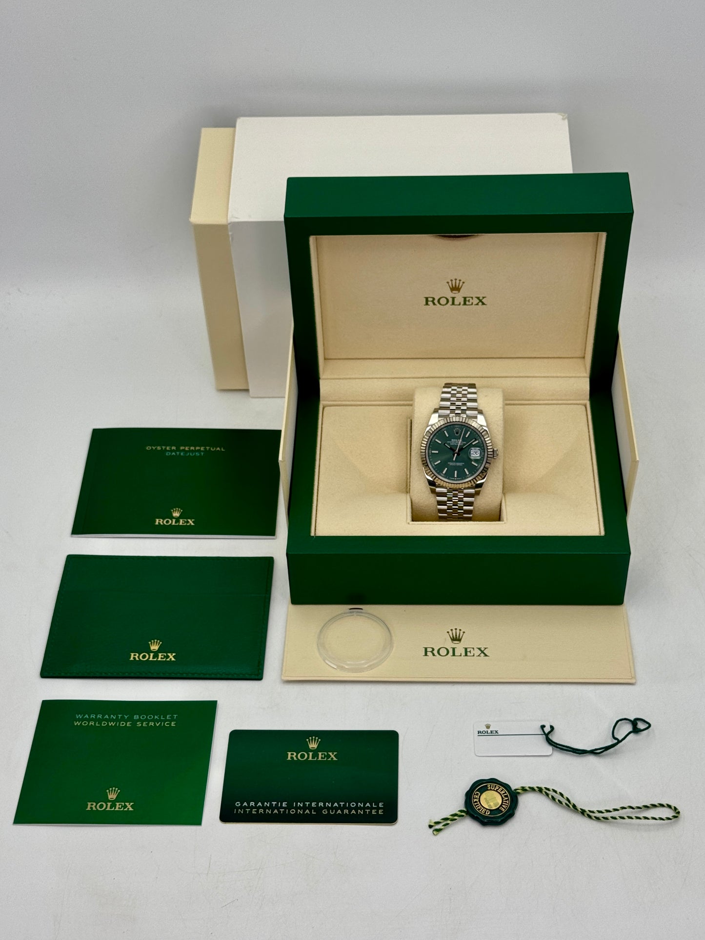 2023 Rolex Datejust 41mm 126334 Stainless Steel Jubilee Mint Green Dial