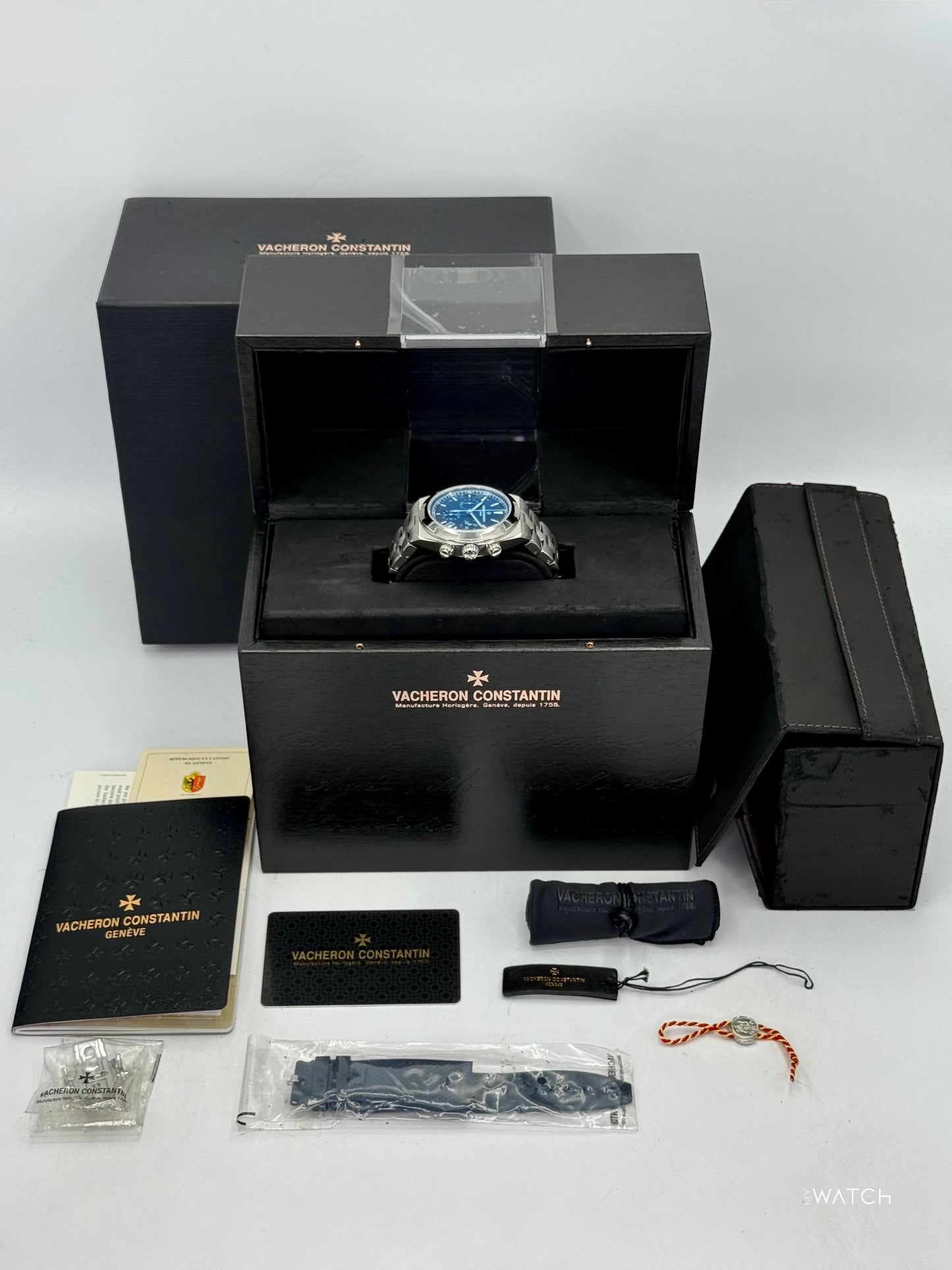 2018 Vacheron Constantin Overseas 42.5mm 5500V Stainless Blue Dial