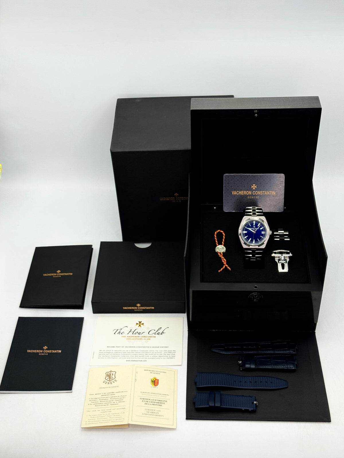 2021 Vacheron Constantin Overseas 41mm 4500V Stainless Steel Blue Dial