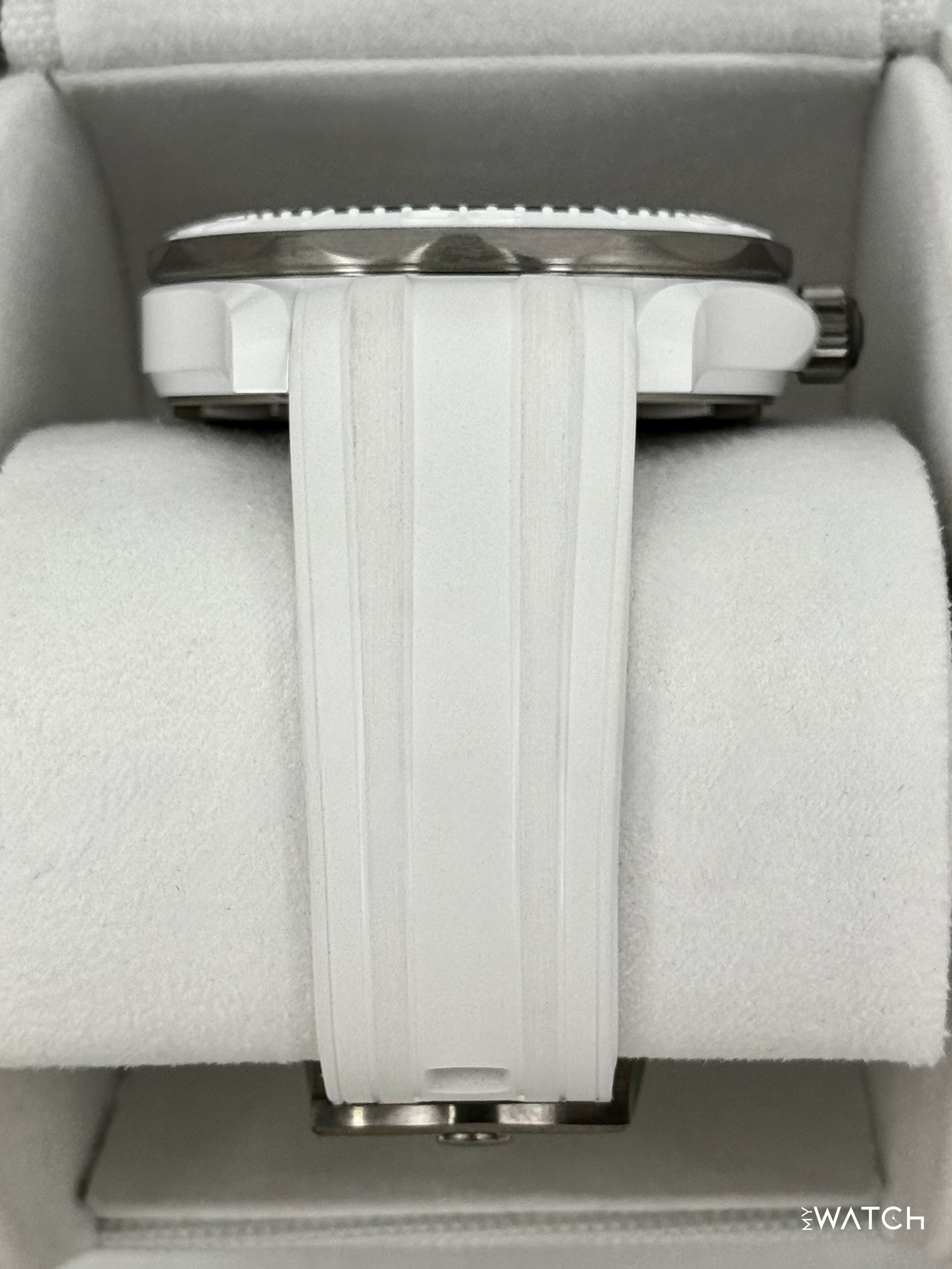 NEW 2026 Omega Seamaster Diver 300M 43.5mm 522.92.44.20.04.001 White - MyWatchLLC