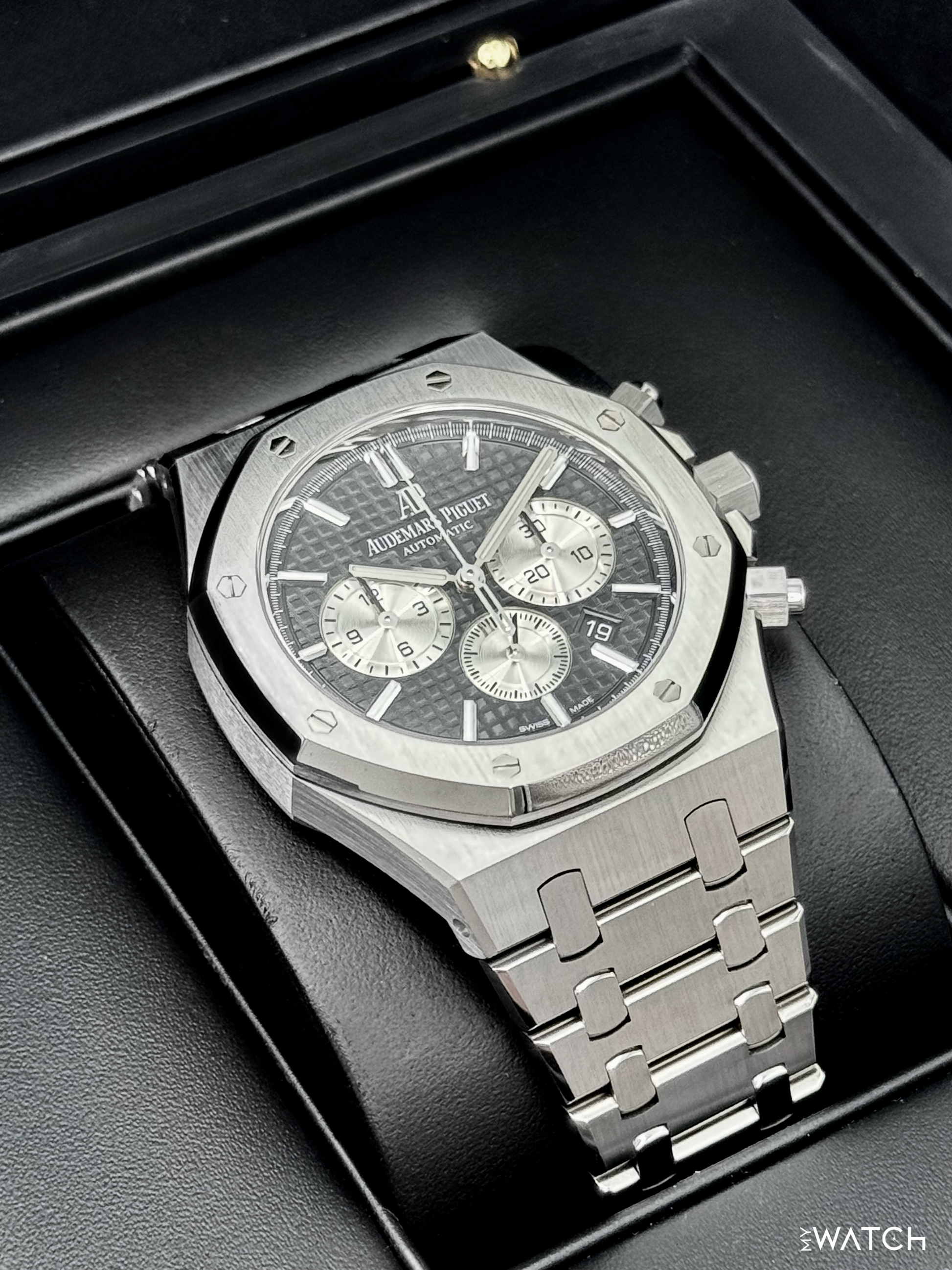 2021 Audemars Piguet Royal Oak Chronograph 41mm 26331ST Stainless Steel Black Dial - MyWatchLLC
