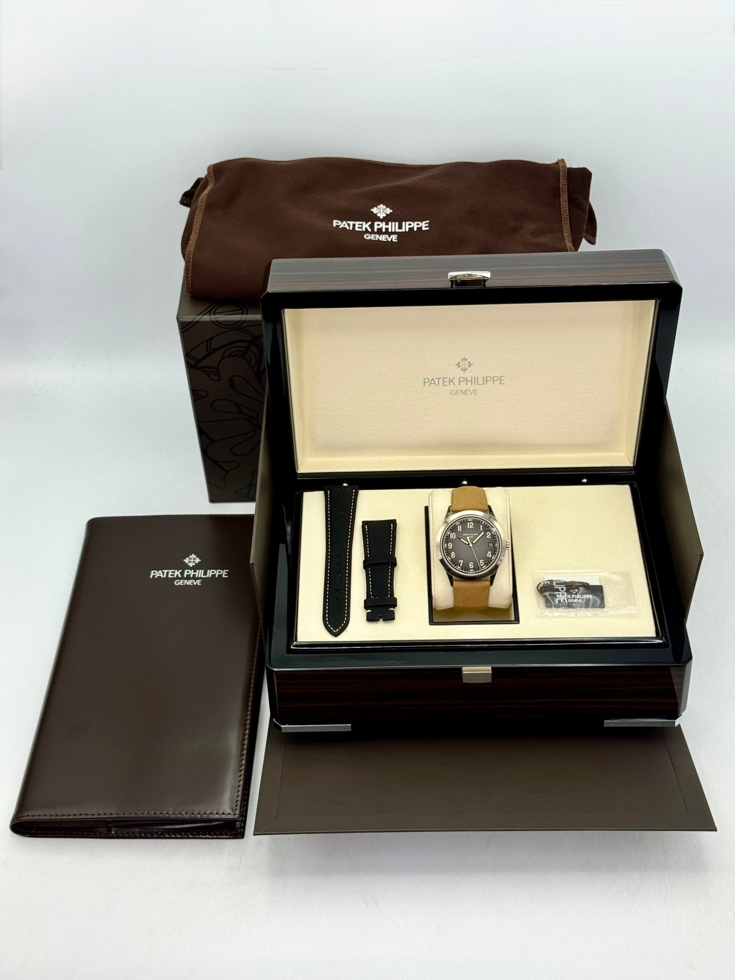 2025 Patek Philippe Calatrava 40mm 5226G White Gold Black Dial