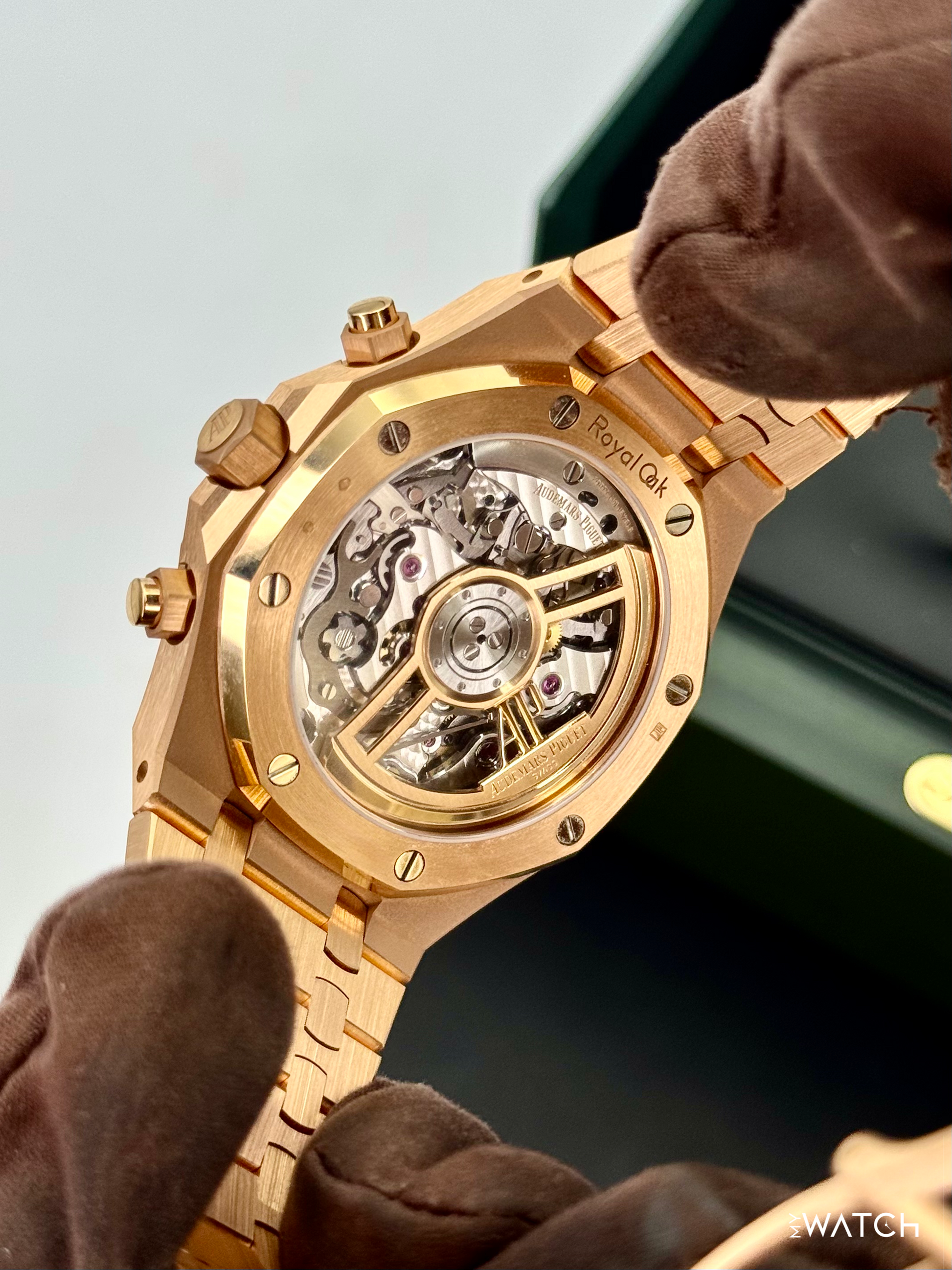 2024 Audemars Piguet Royal Oak Chronograph 41mm 26240OR Green Dial - MyWatchLLC