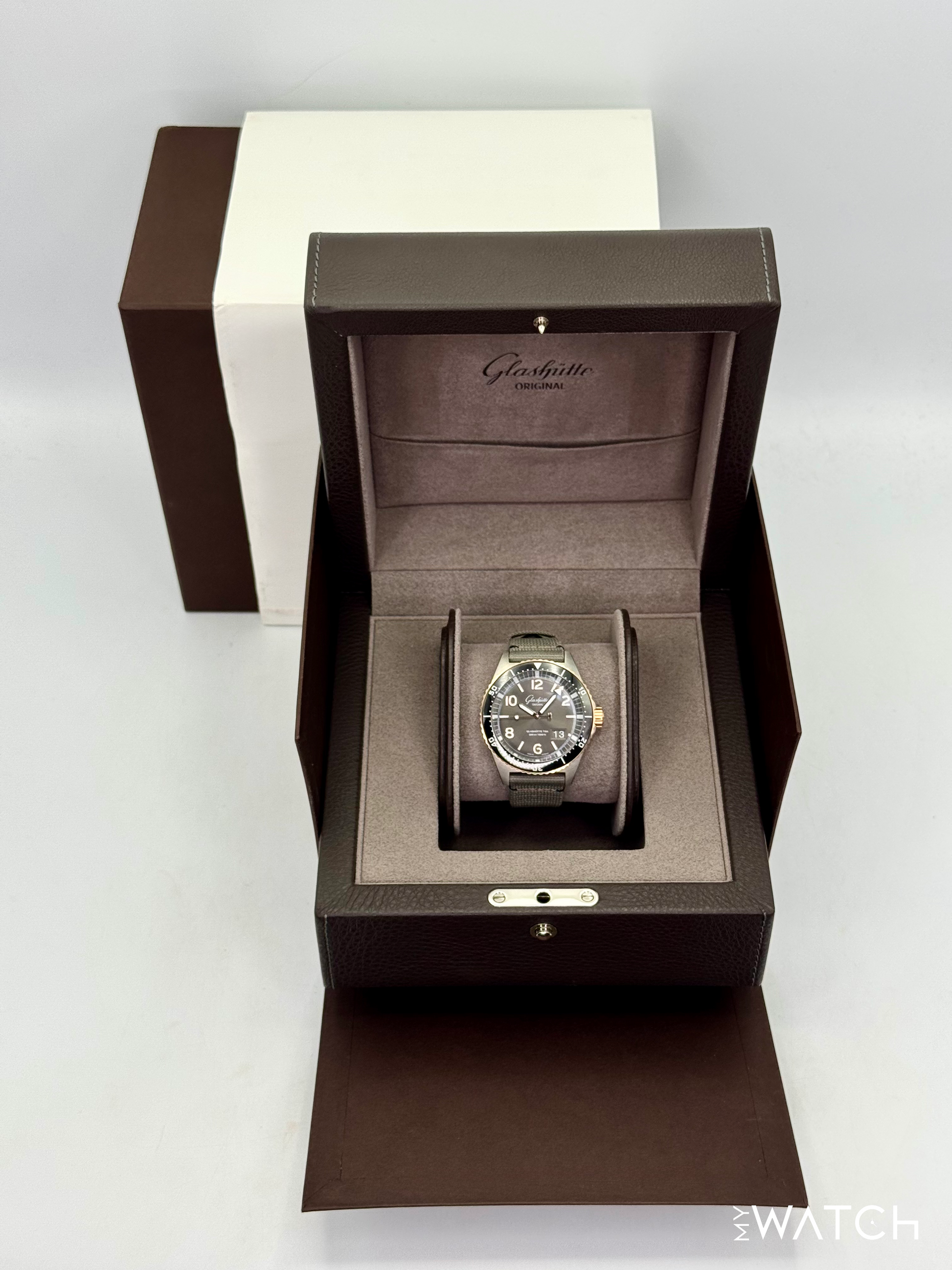 2024 Glashütte Seaq Panorama Date 43.2mm 1-36-13-04-91-34 Red Gold - MyWatchLLC