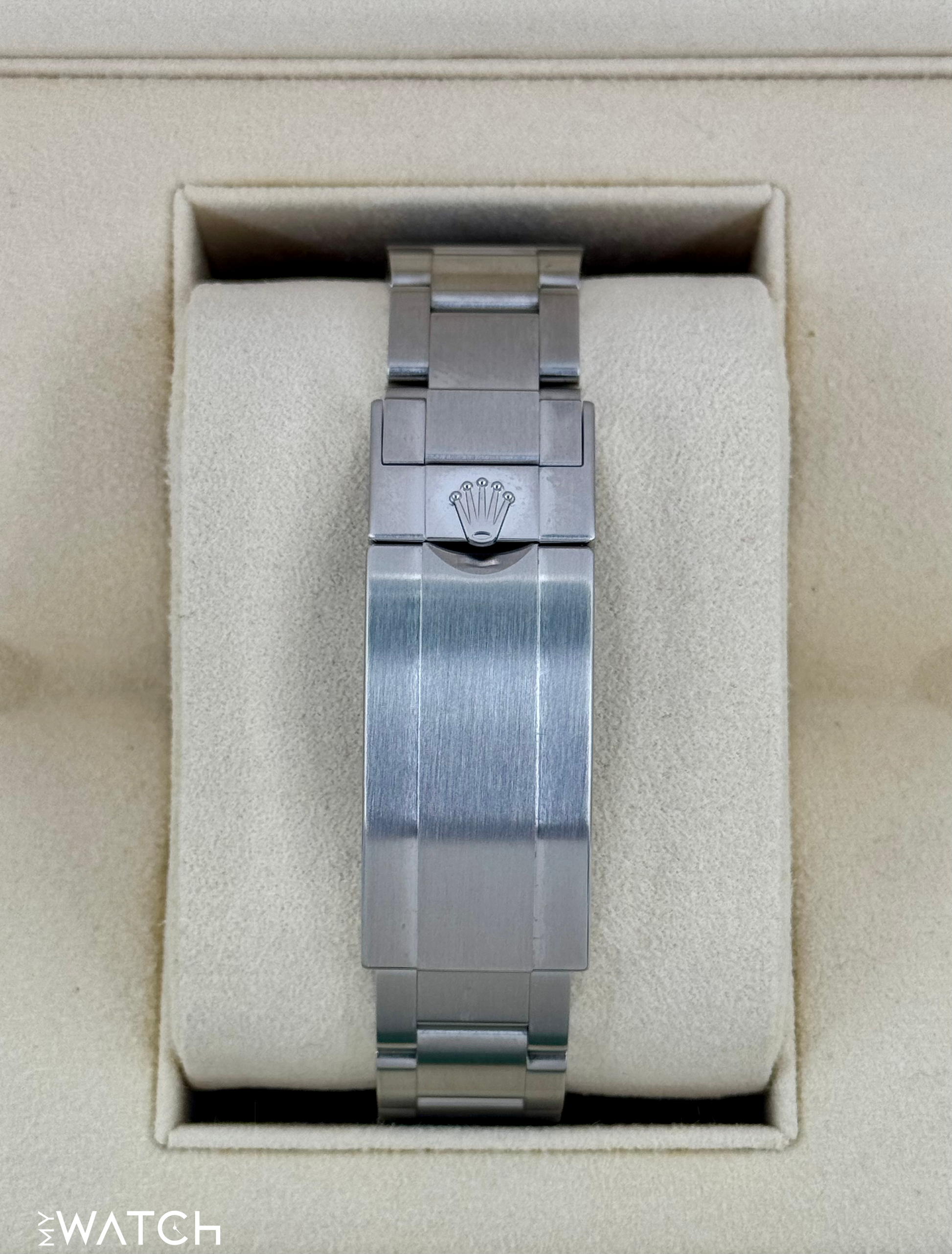 NEW OLD STOCK 2020 Rolex Submariner “Hulk” 40mm 116610LV Green Dial - MyWatchLLC