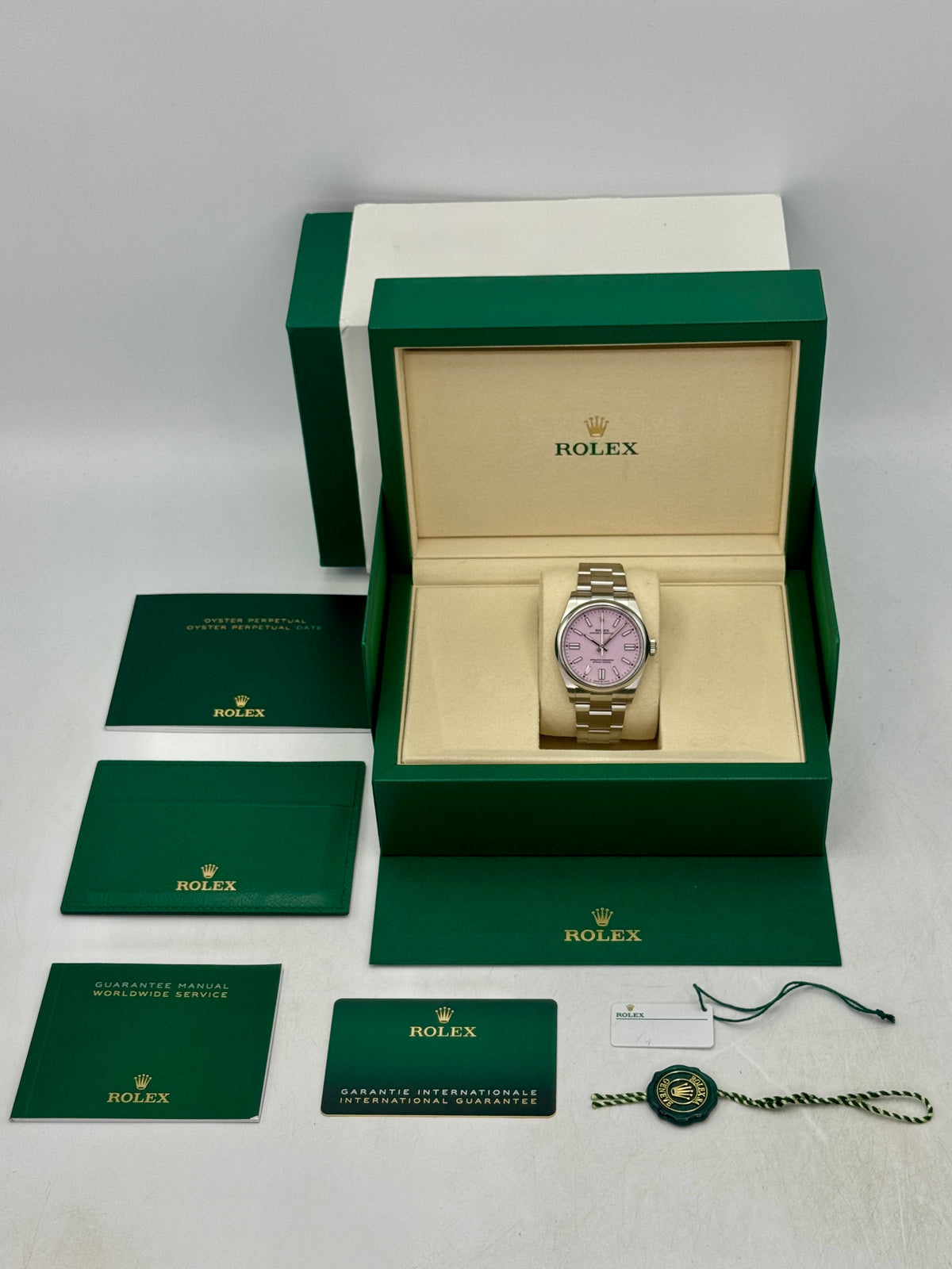 2026 Rolex Oyster Perpetual 41mm 134300 Candy Pink Dial