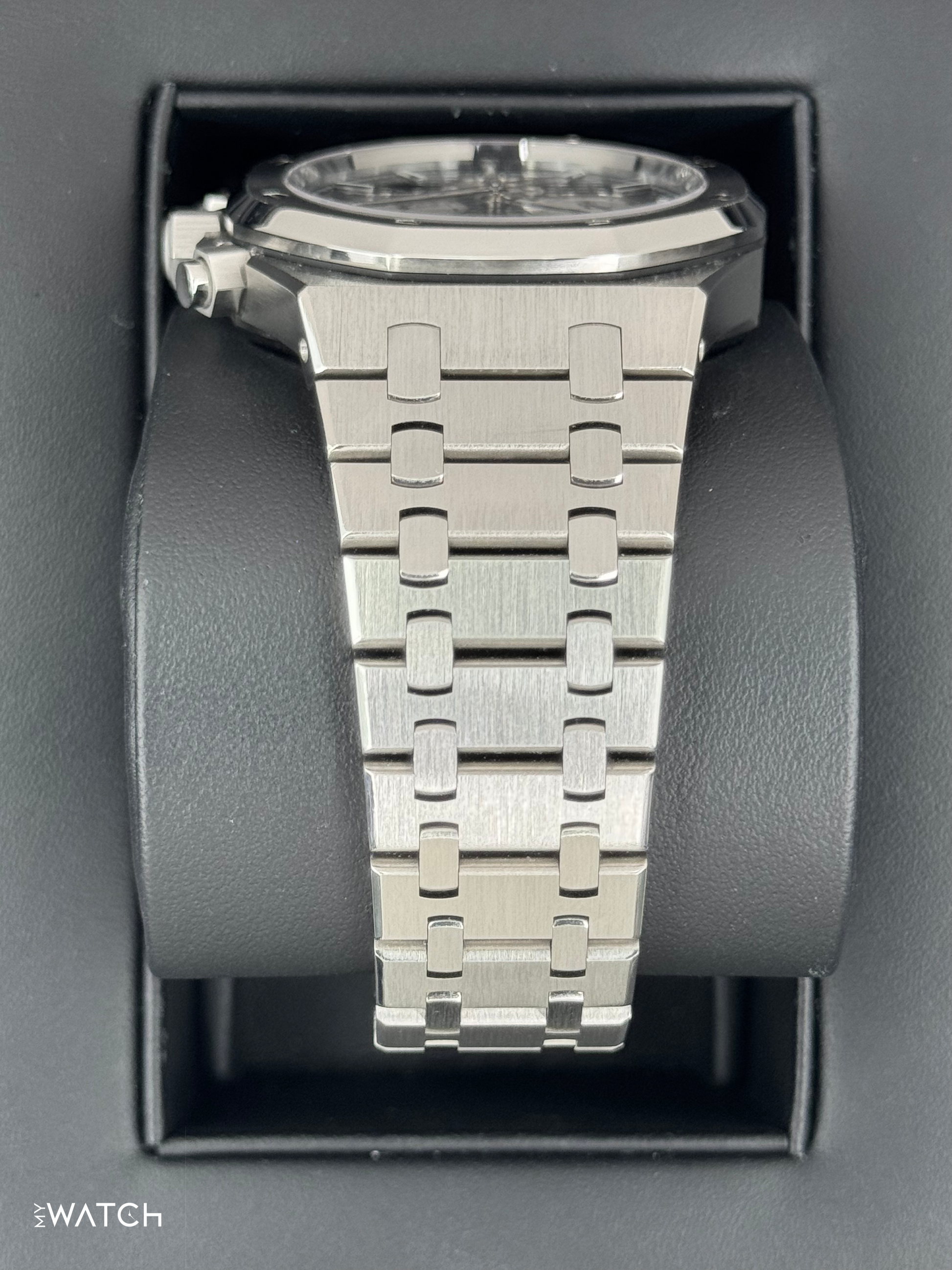 2019 Audemars Piguet Royal Oak 41mm 26331ST Chronograph Blue Dial - MyWatchLLC