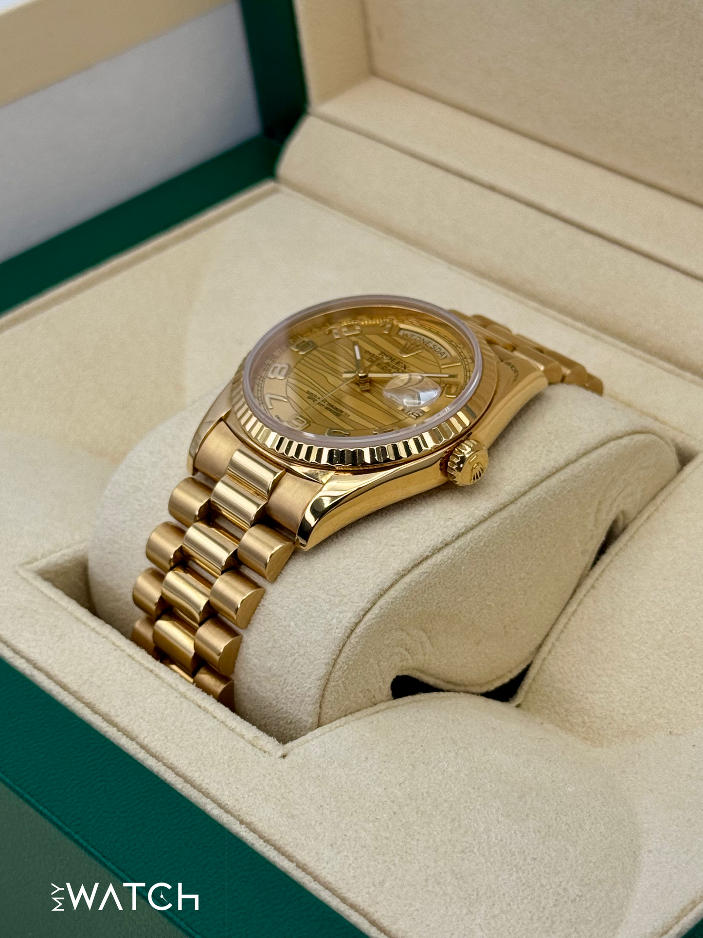 1989 Rolex Day-Date 36mm 18238 Presidential Champagne Wave Dial