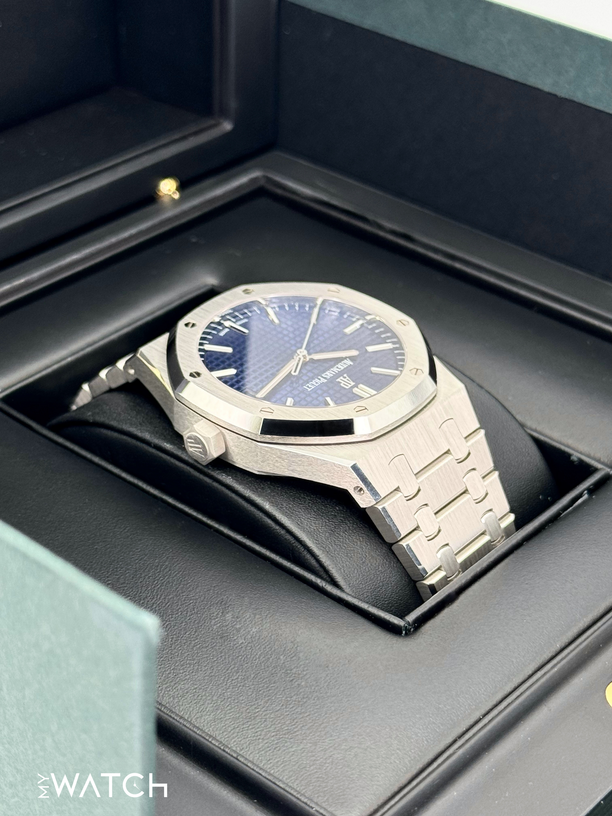 NEW 2021 Audemars Piguet Royal Oak 41mm 15503BC Blue Dial - MyWatchLLC
