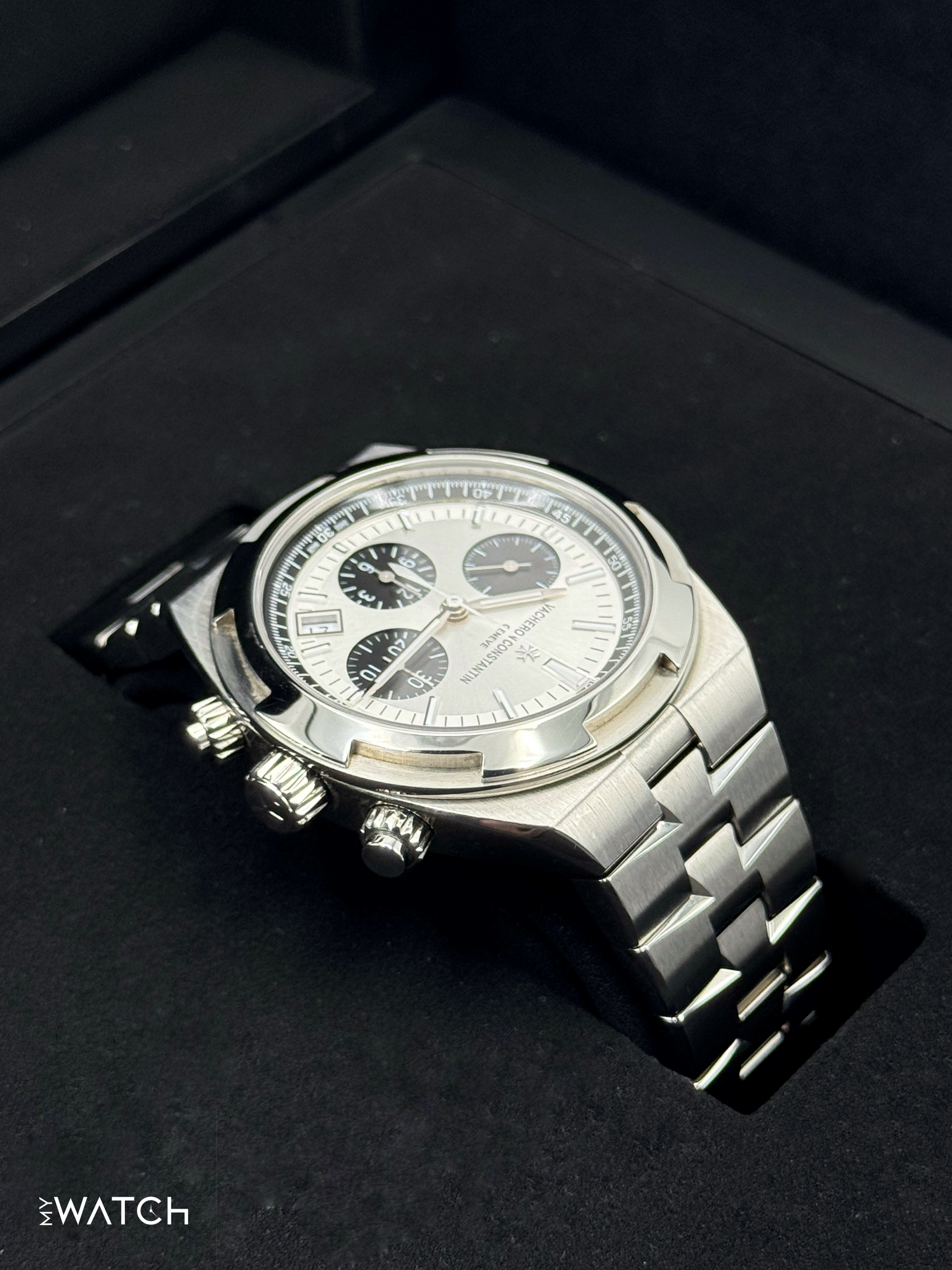 2023 Vacheron Constantin Overseas 42.5mm 5500V Stainless Panda Dial - MyWatchLLC