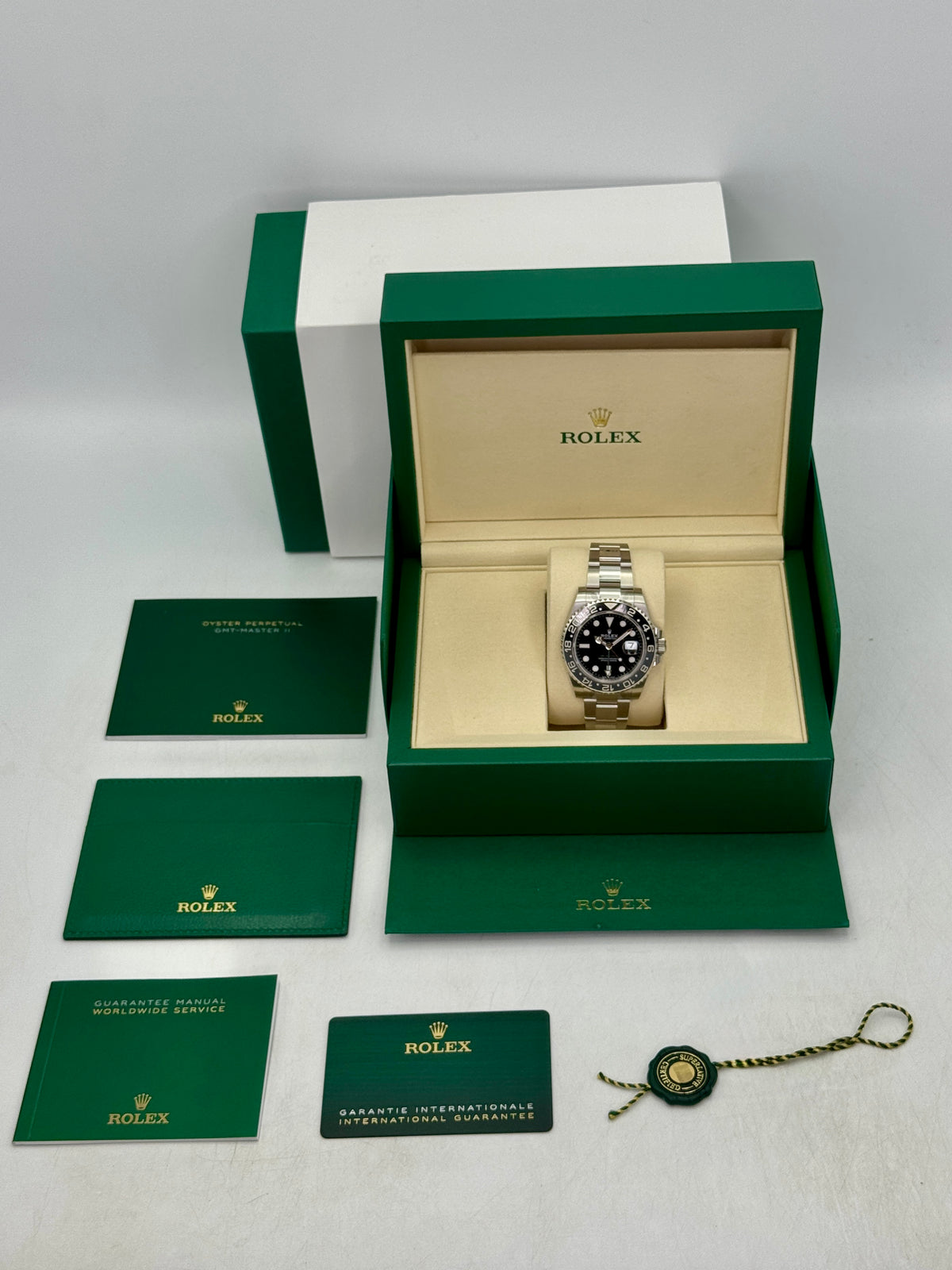 NEW 2026 Rolex GMT-Master II Bruce Wayne 40mm 126710GRNR Oyster (NEW STYLE CARD)