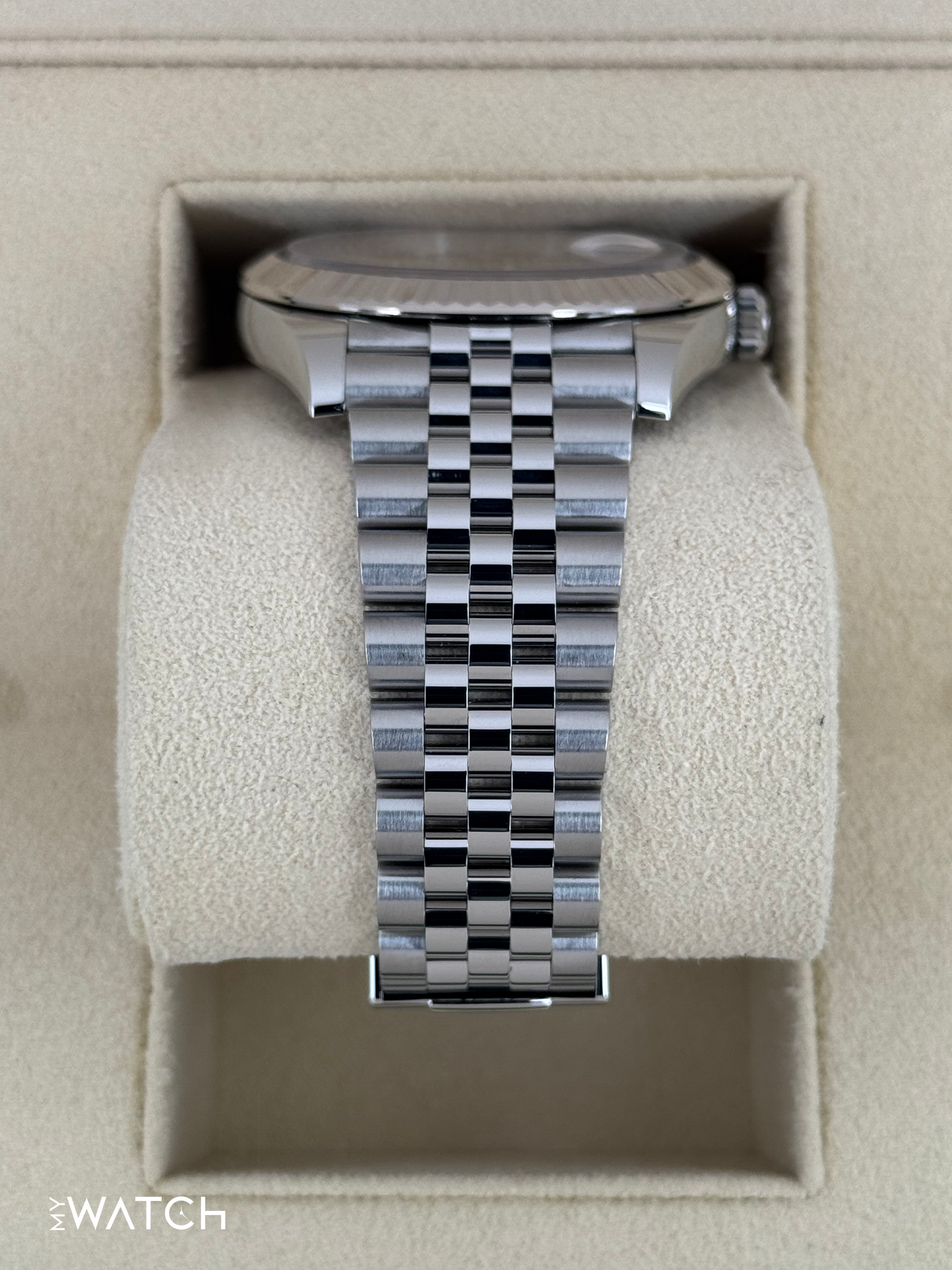 2023 Rolex Datejust 41mm 126334 Stainless Steel Jubilee Silver Dial - MyWatchLLC