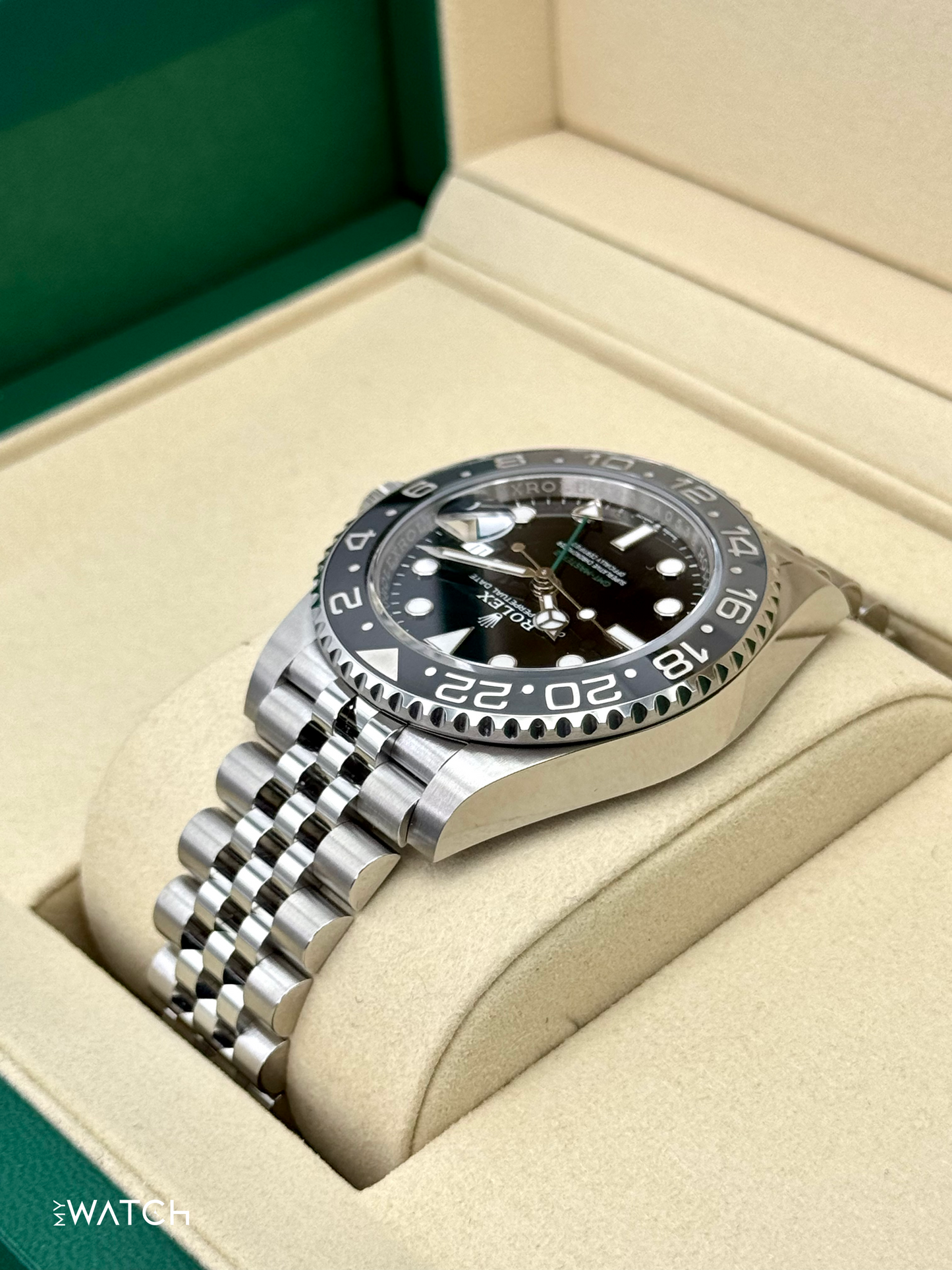 NEW 2025 Rolex GMT-Master II "Bruce Wayne" 40mm 126710GRNR Jubilee