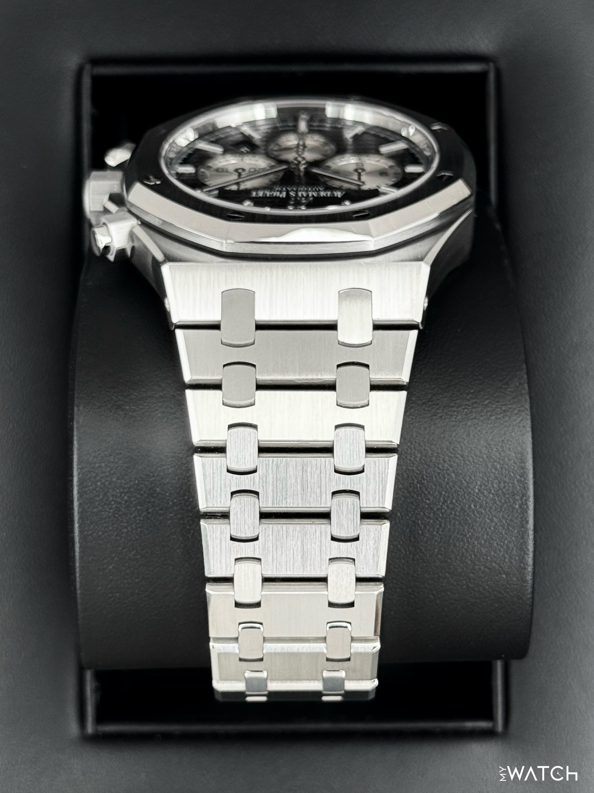 2021 Audemars Piguet Royal Oak Chronograph 41mm 26331ST Stainless Steel Black Dial - MyWatchLLC