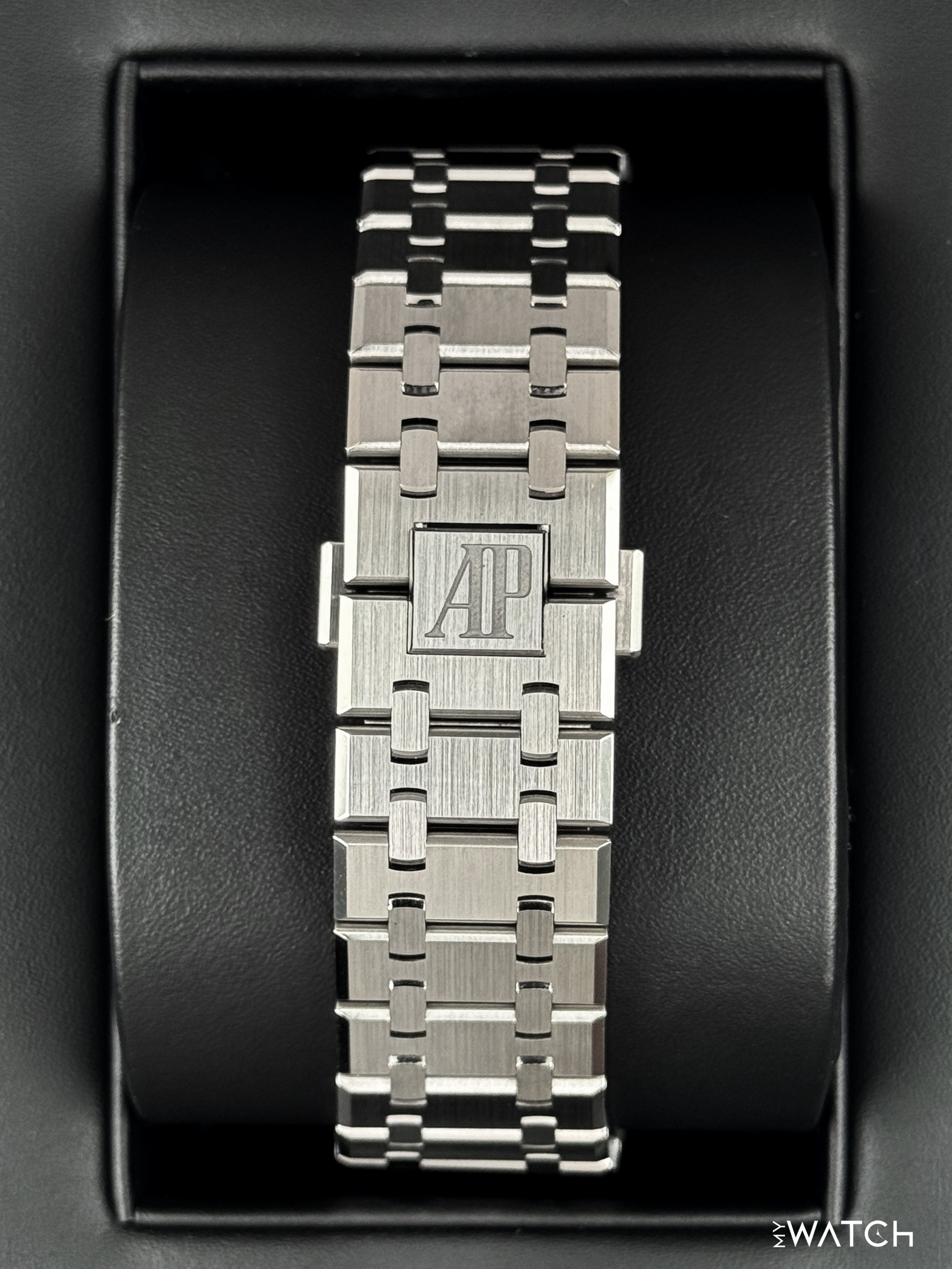 2025 Audemars Piguet Royal Oak 41mm 15510ST Stainless Steel Green Dial - MyWatchLLC