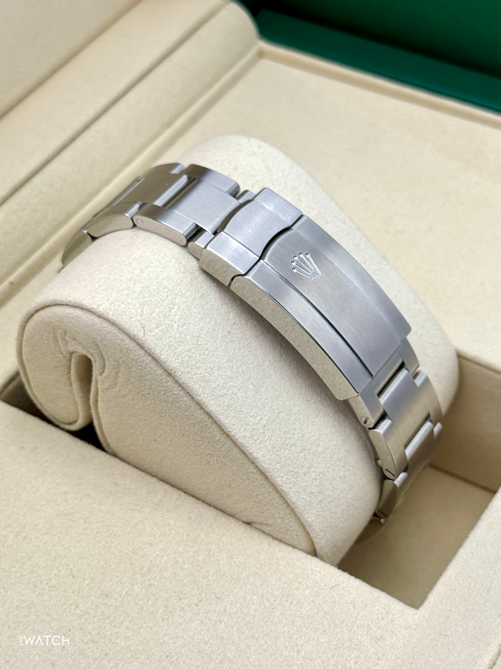 NEW 2025 Rolex Oyster Perpetual 36mm 126000 Lavender Dial - MyWatchLLC