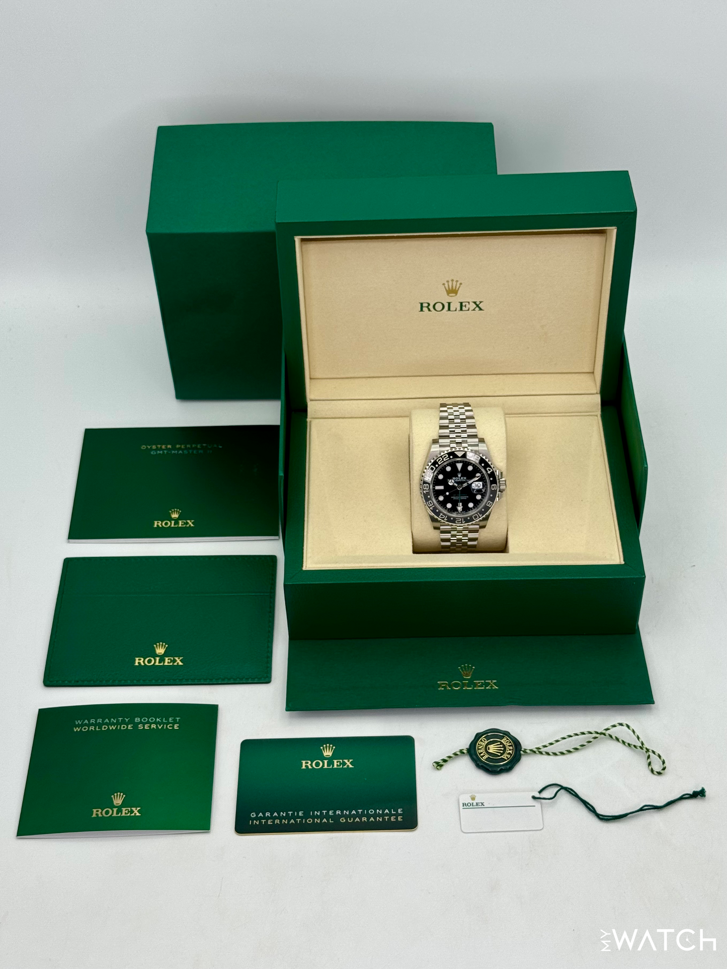 NEW 2026 Rolex GMT-Master II "Bruce Wayne" 40mm 126710GRNR Jubilee