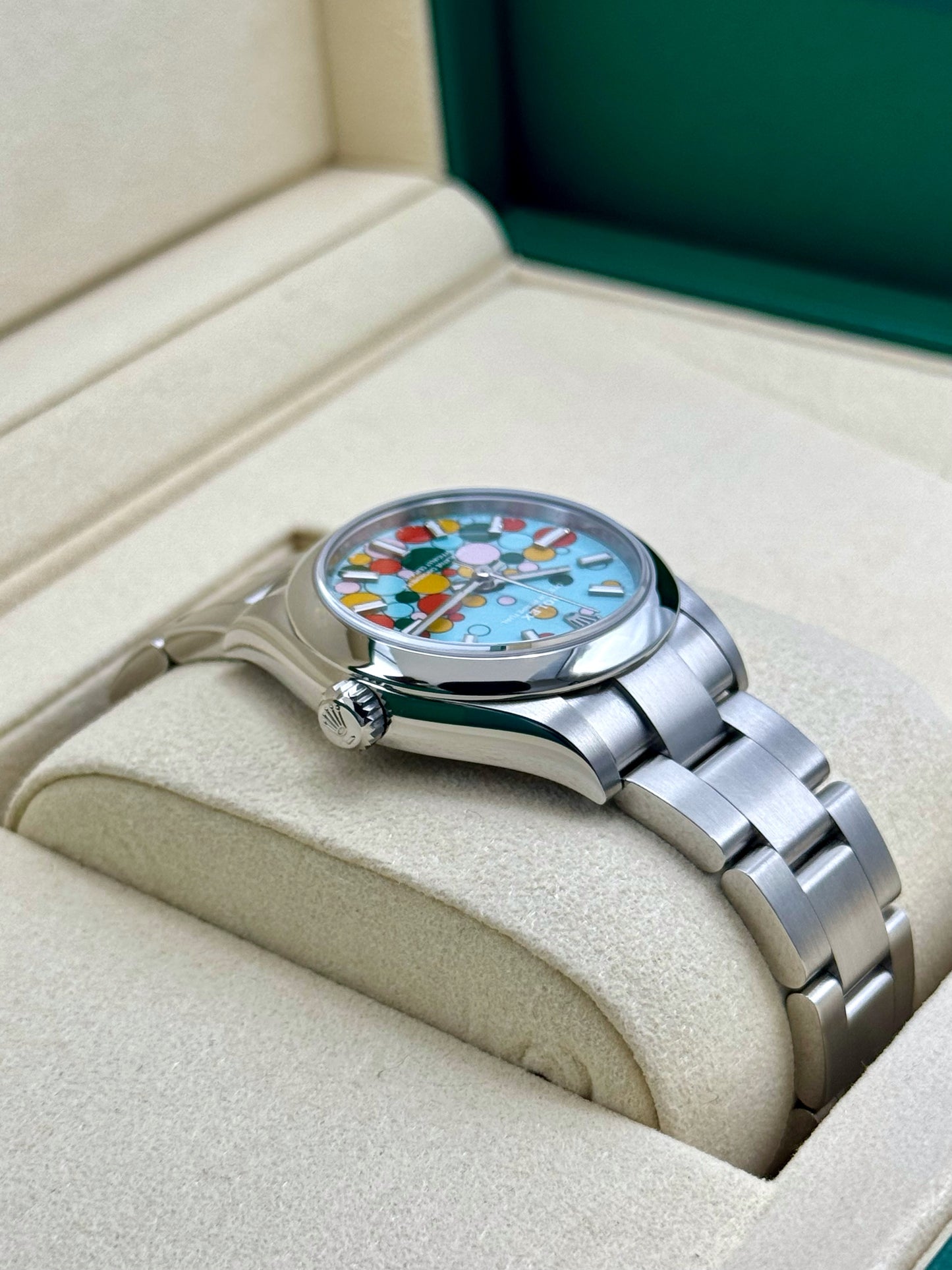 NEW 2025 Rolex Oyster Perpetual 31mm 277200 Celebration Dial