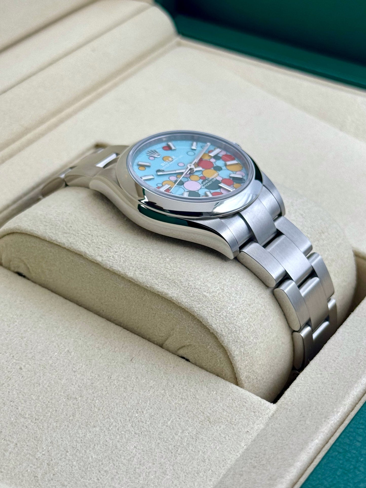 NEW 2025 Rolex Oyster Perpetual 31mm 277200 Celebration Dial